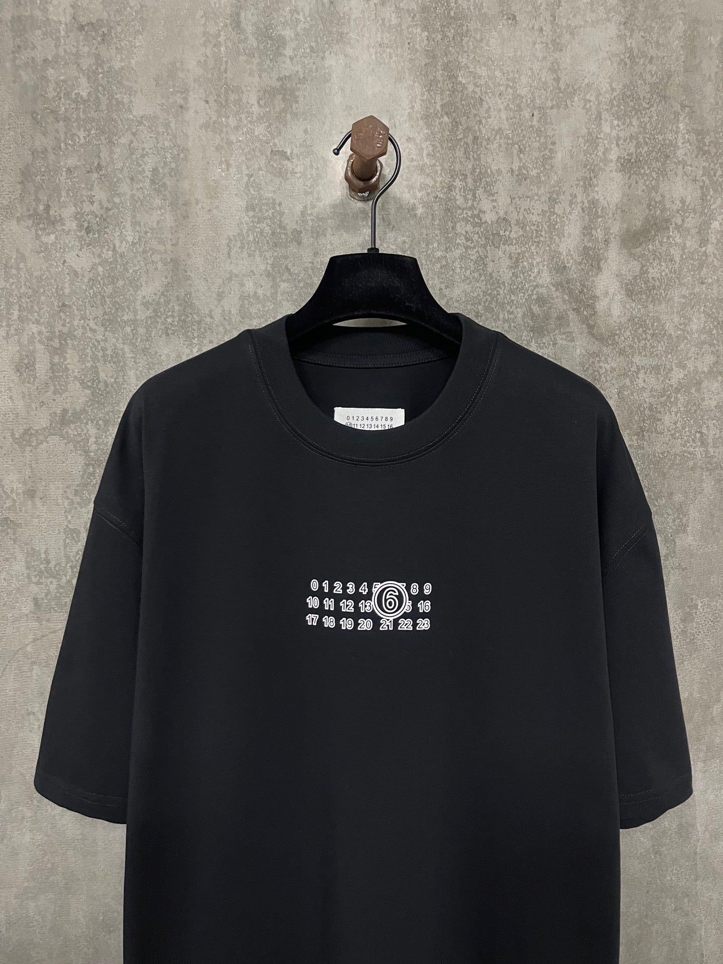 LuxluxHouse Best Quality Clothes T-shirt Chanel & Maison Margiela