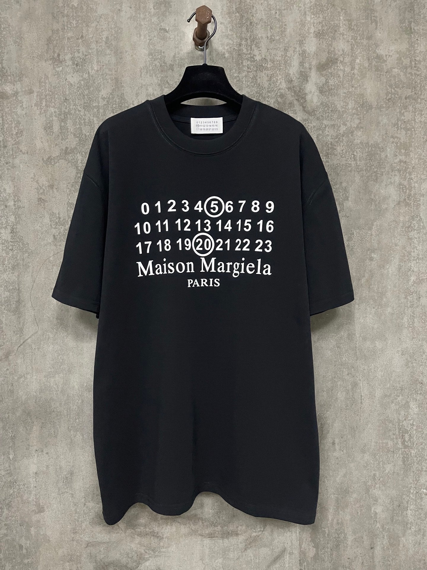 LuxluxHouse Best Quality Clothes T-shirt Chanel & Maison Margiela