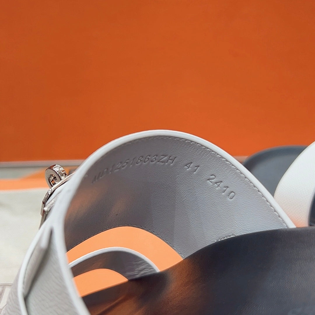 LuxluxHouse Best Quality Sandals Hermes