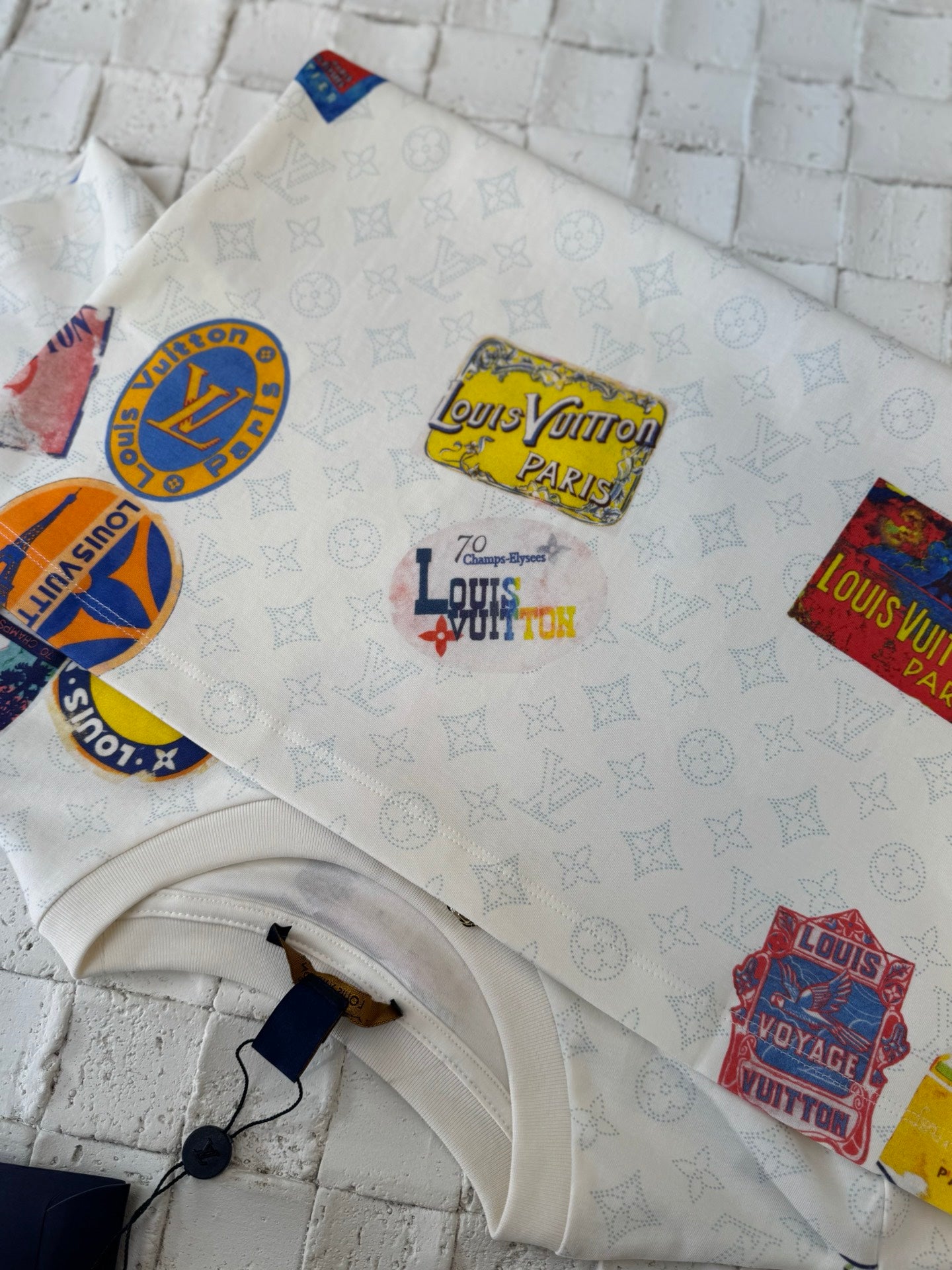 LuxluxHouse Best Quality Clothes T-shirt Louis Vuitton