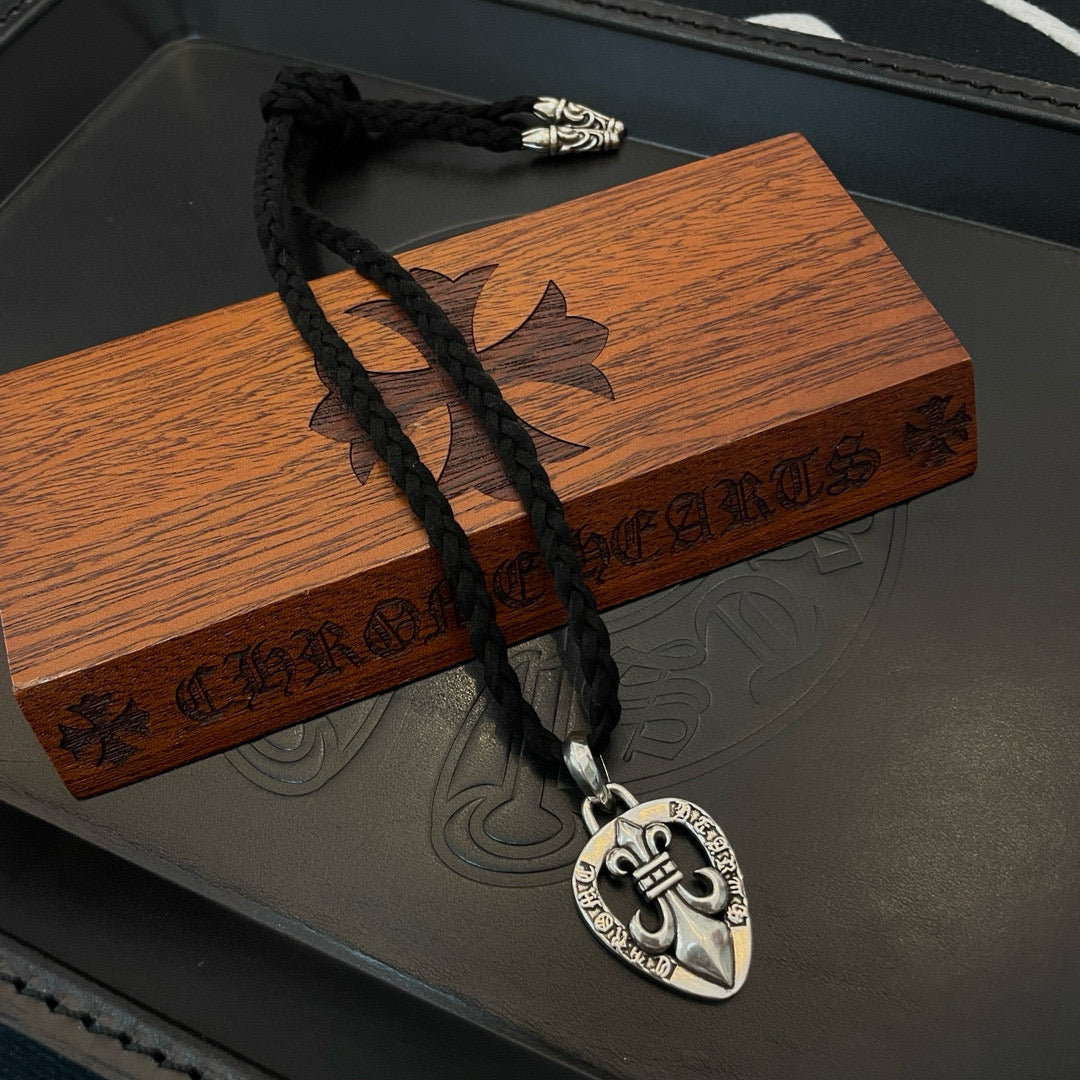 LuxluxHouse Best Quality Accessories Necklace Chrome Hearts