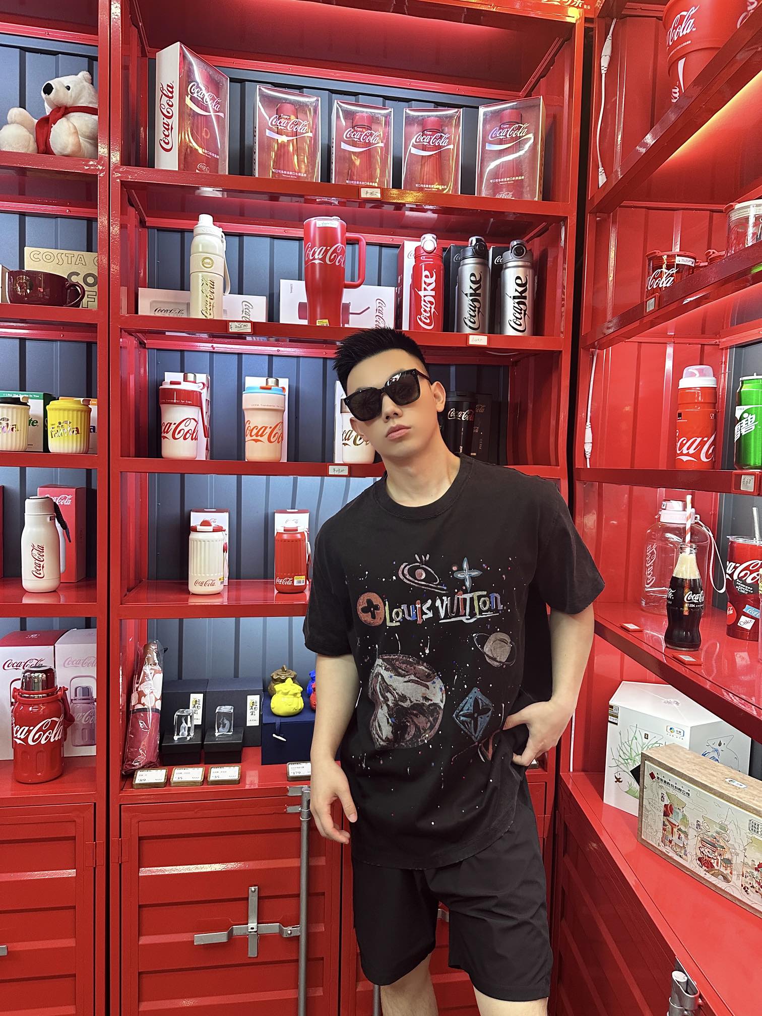 LuxluxHouse Best Quality Clothes T-shirt Louis Vuitton