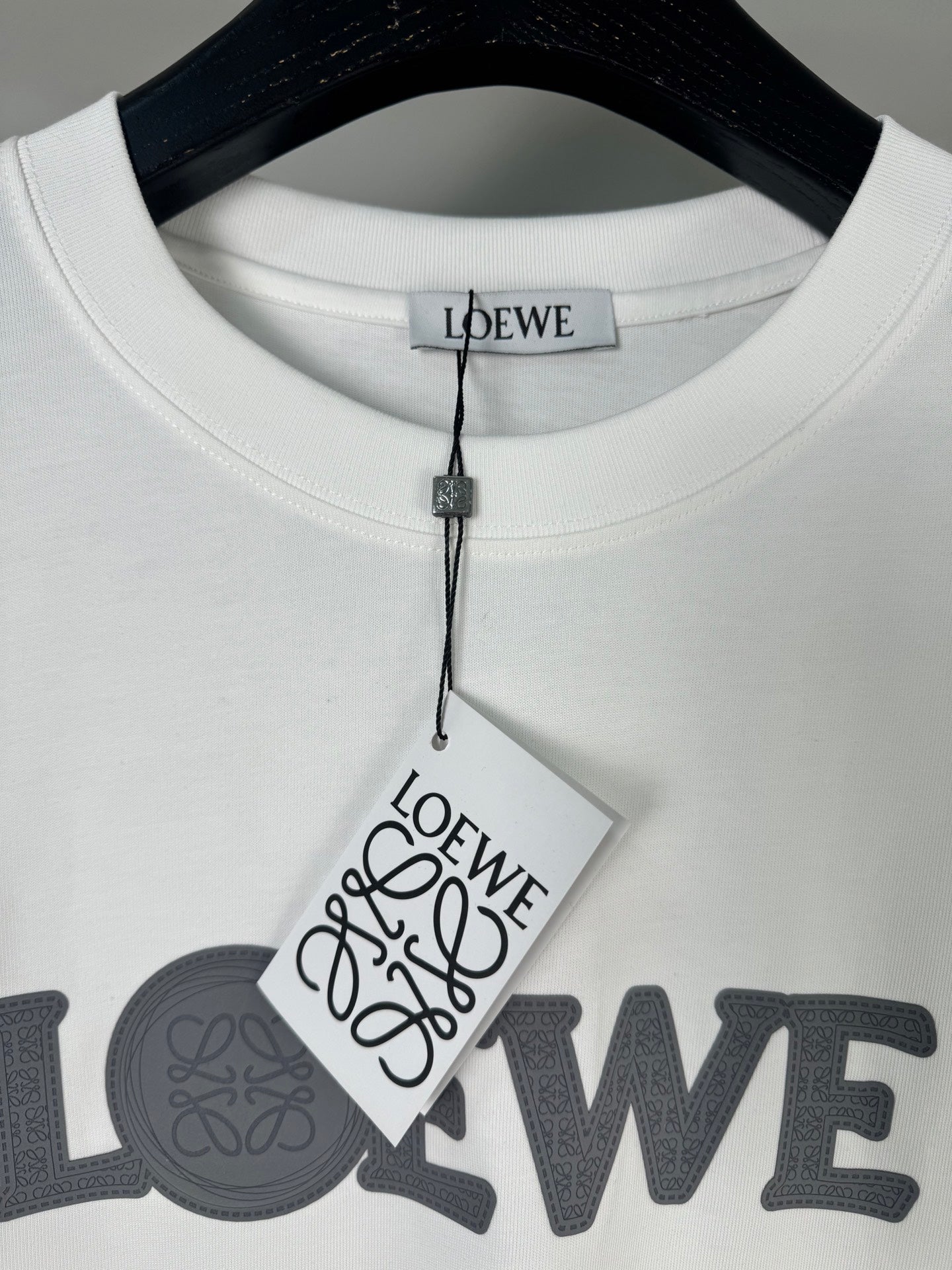 LuxluxHouse Best Quality Clothes T-shirt Loewe