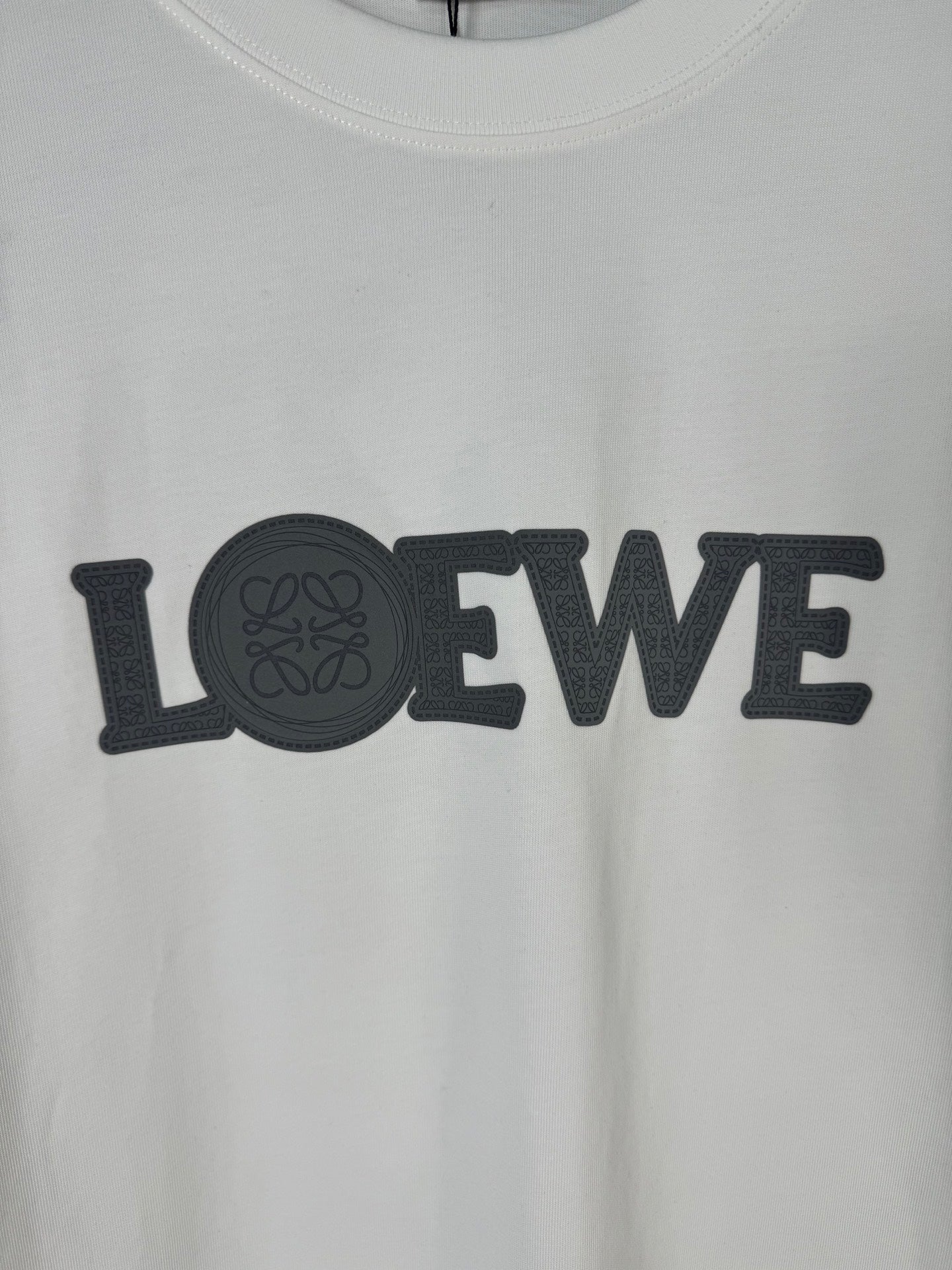 LuxluxHouse Best Quality Clothes T-shirt Loewe