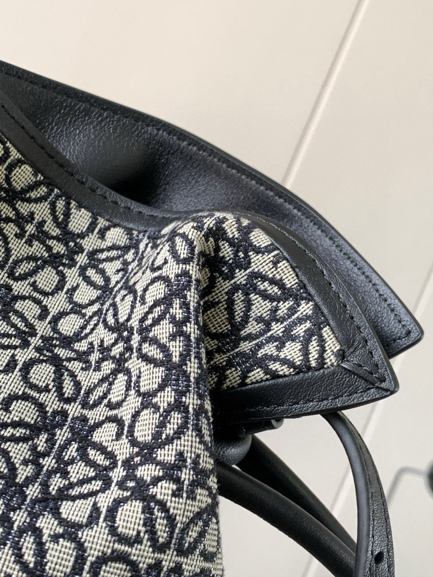 LuxluxHouse Best Quality Bags Loewe