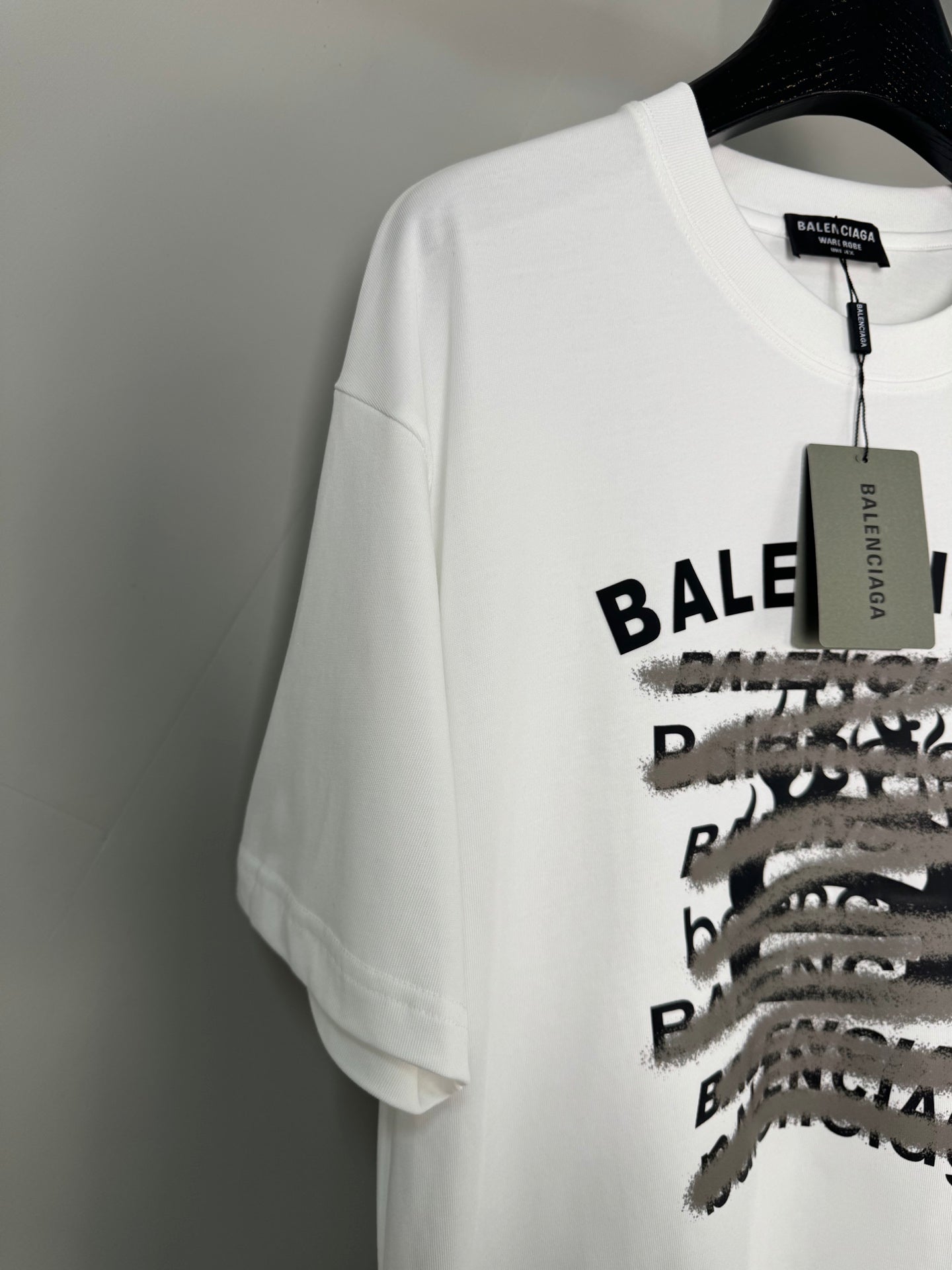 LuxluxHouse Best Quality Clothes Balenciaga T-shirt