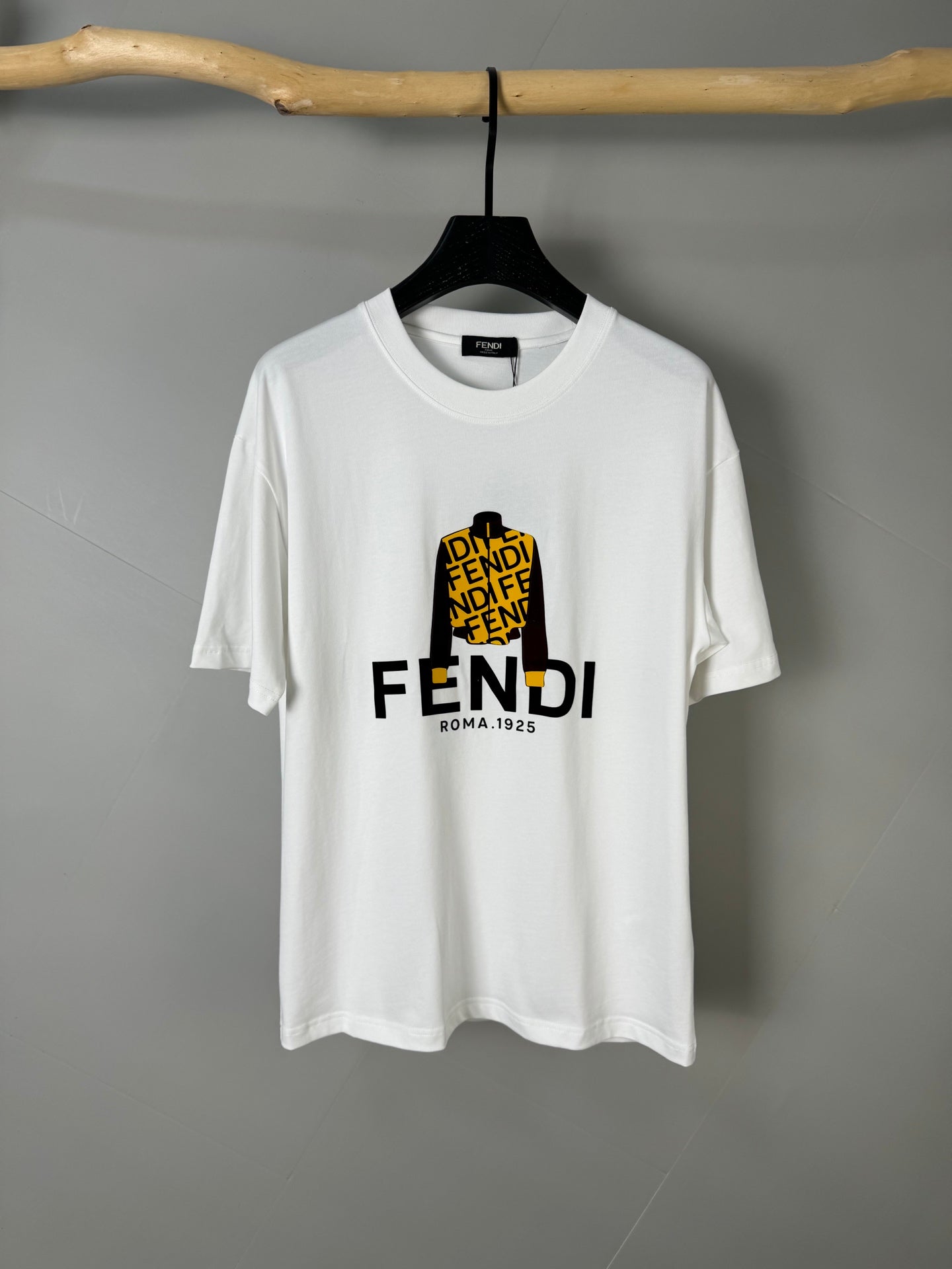 LuxluxHouse Best Quality Clothes Fendi T-shirt
