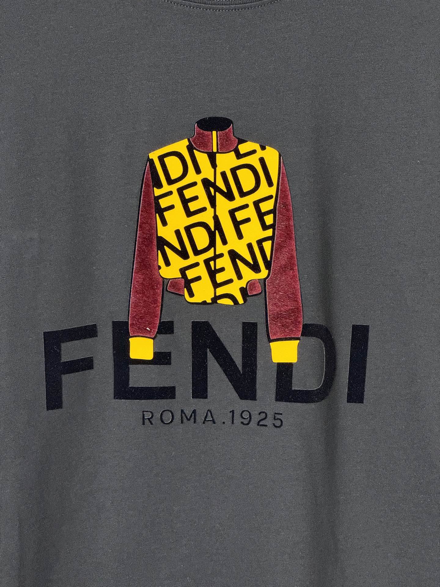 LuxluxHouse Best Quality Clothes Fendi T-shirt