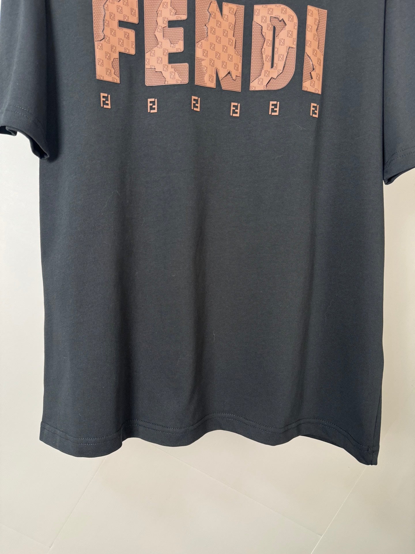 LuxluxHouse Best Quality Clothes Fendi T-shirt