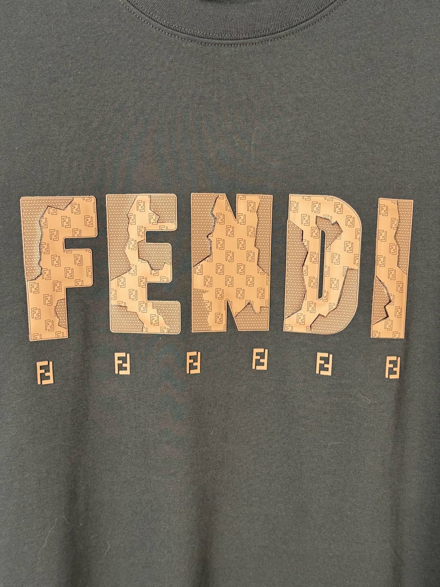 LuxluxHouse Best Quality Clothes Fendi T-shirt