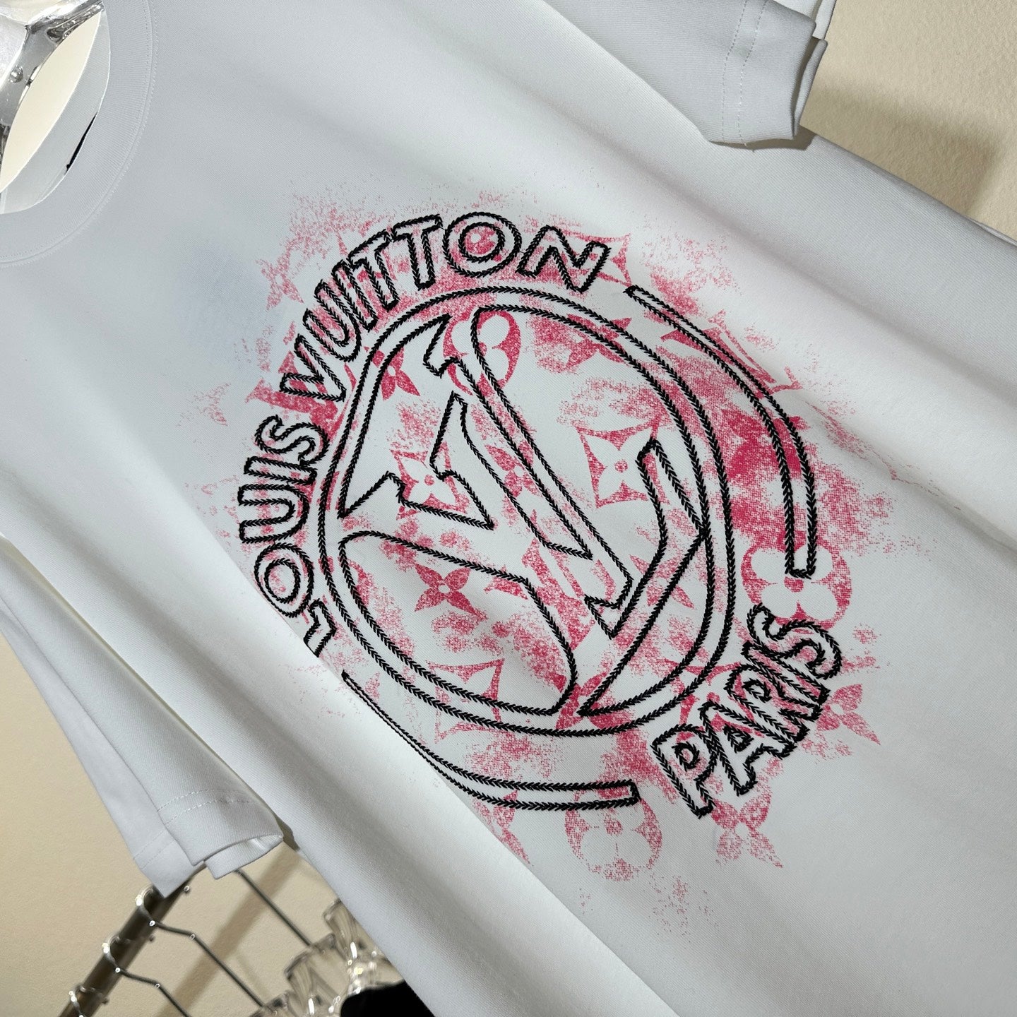 LuxluxHouse Best Quality Clothes T-shirt Louis Vuitton