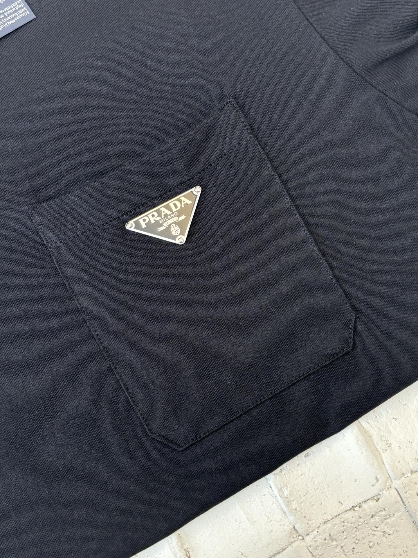 LuxluxHouse Best Quality Clothes T-shirt Prada