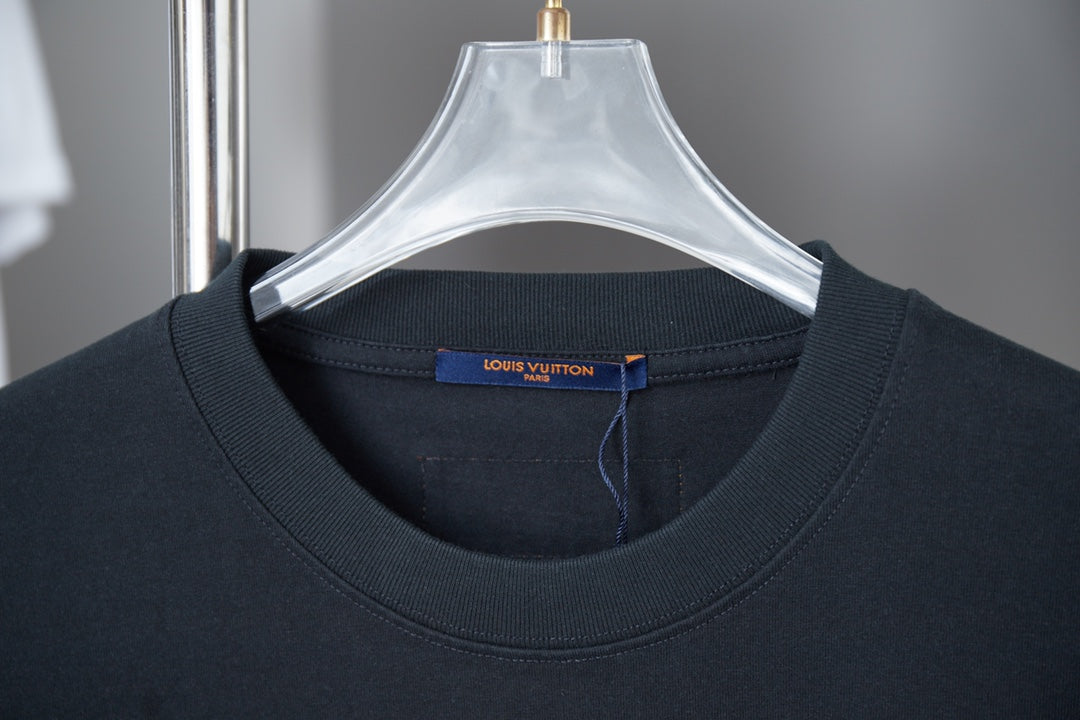 LuxluxHouse Best Quality Clothes T-shirt Louis Vuitton