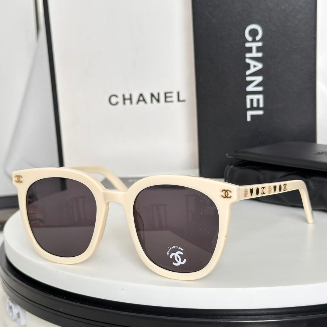 LuxluxHouse Best Quality Glasses Chanel