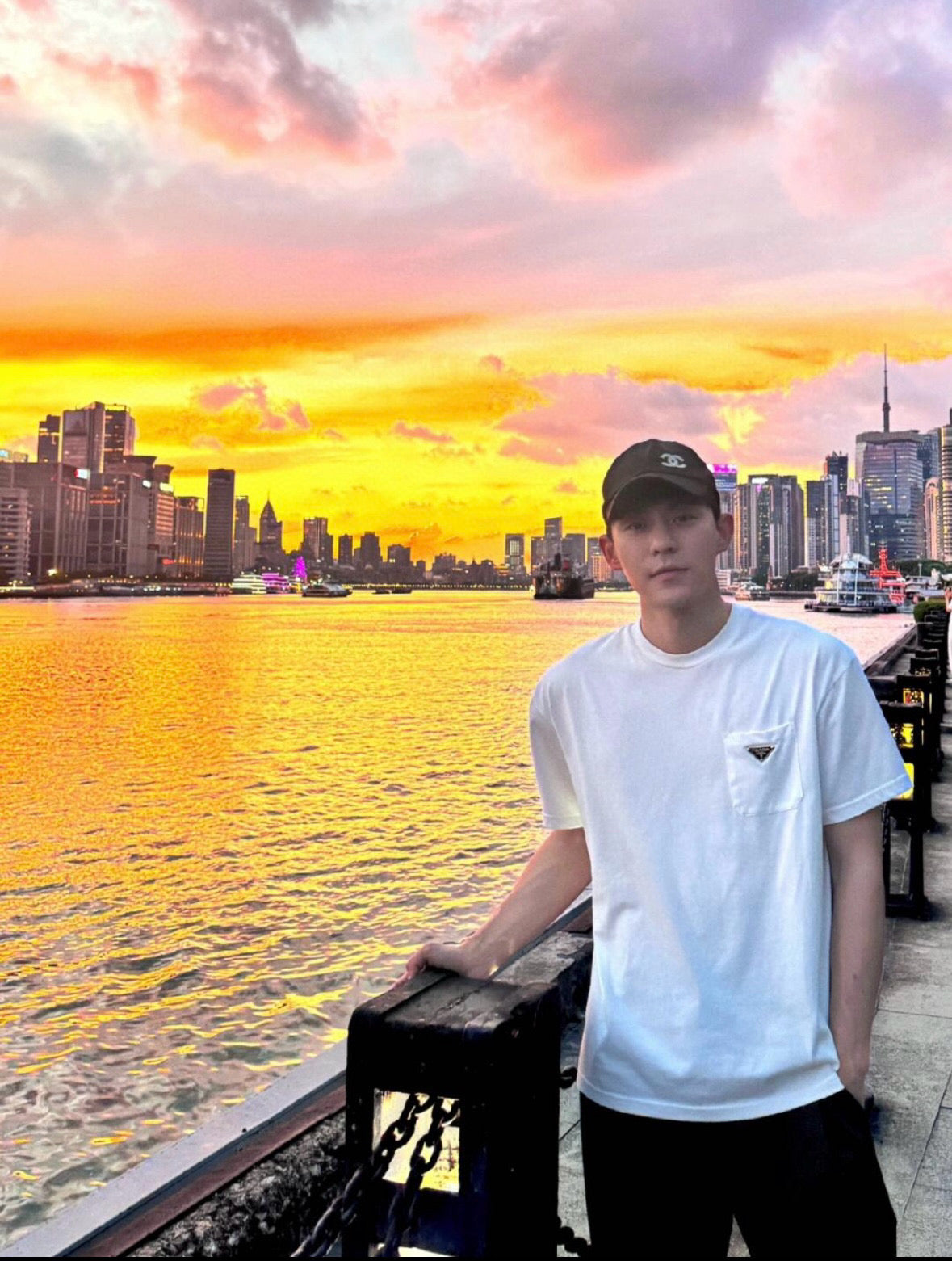 LuxluxHouse Best Quality Clothes T-shirt Prada