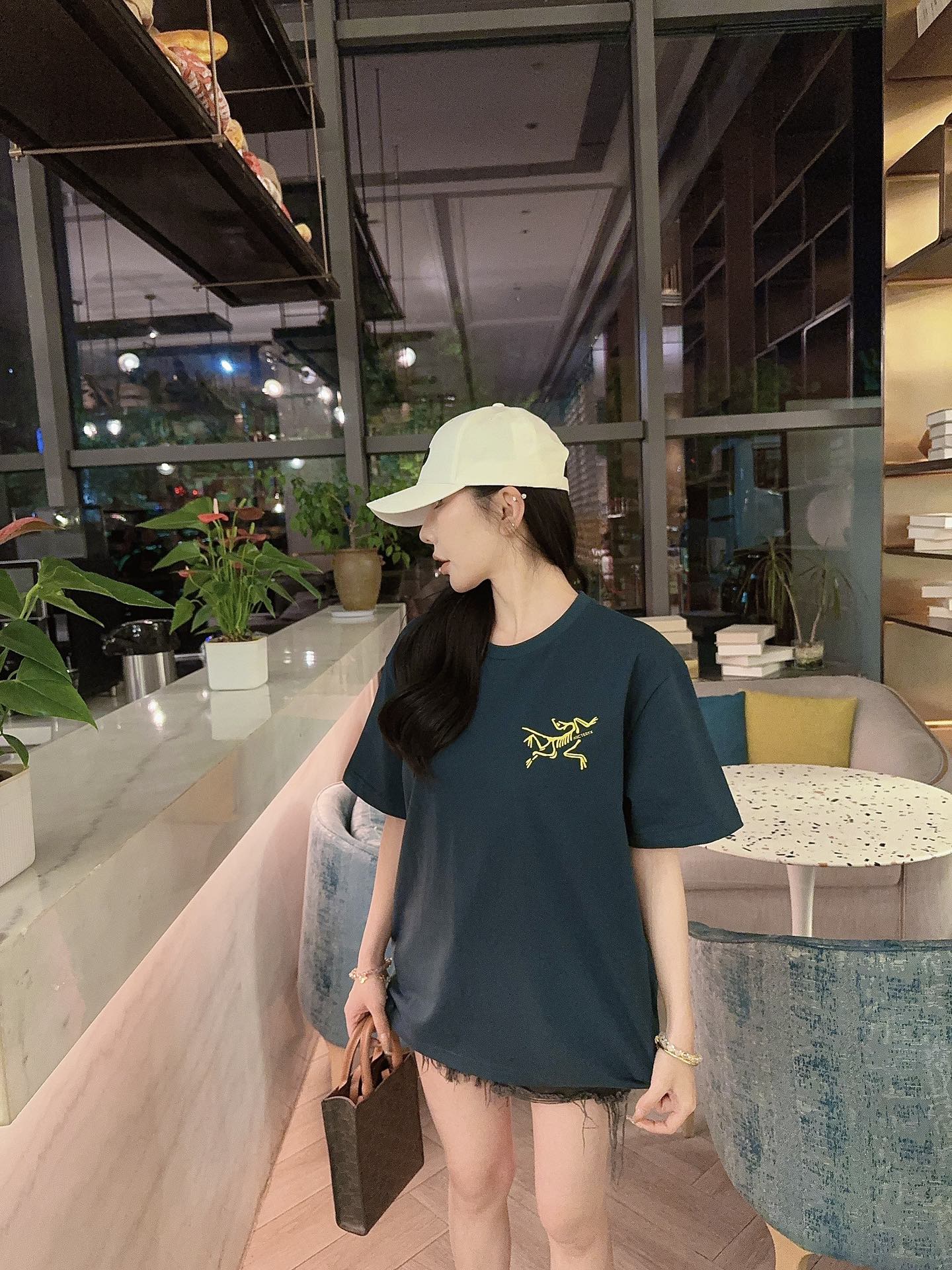 LuxluxHouse Best Quality Clothes T-shirt Arcteryx