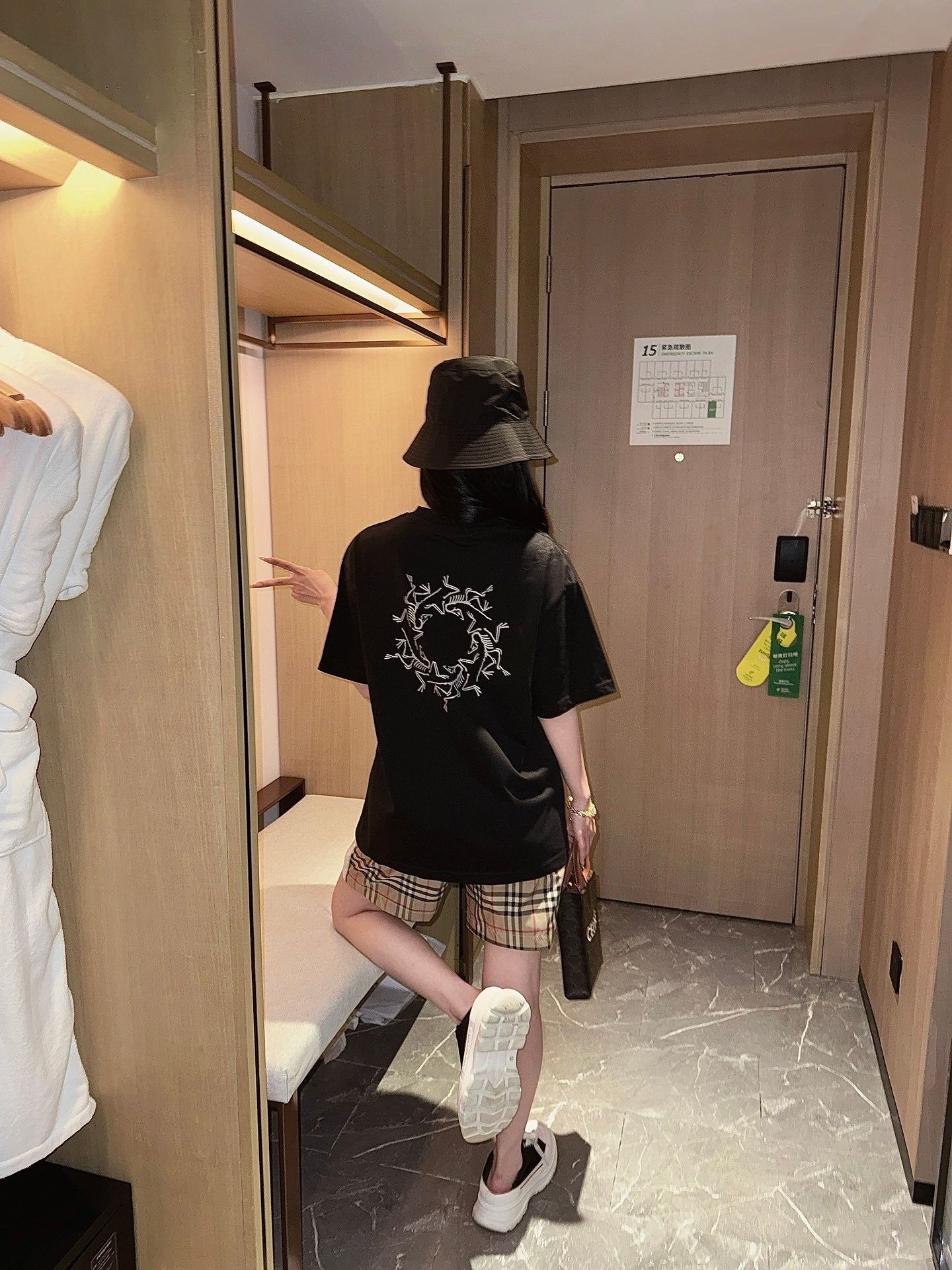 LuxluxHouse Best Quality Clothes T-shirt Arcteryx