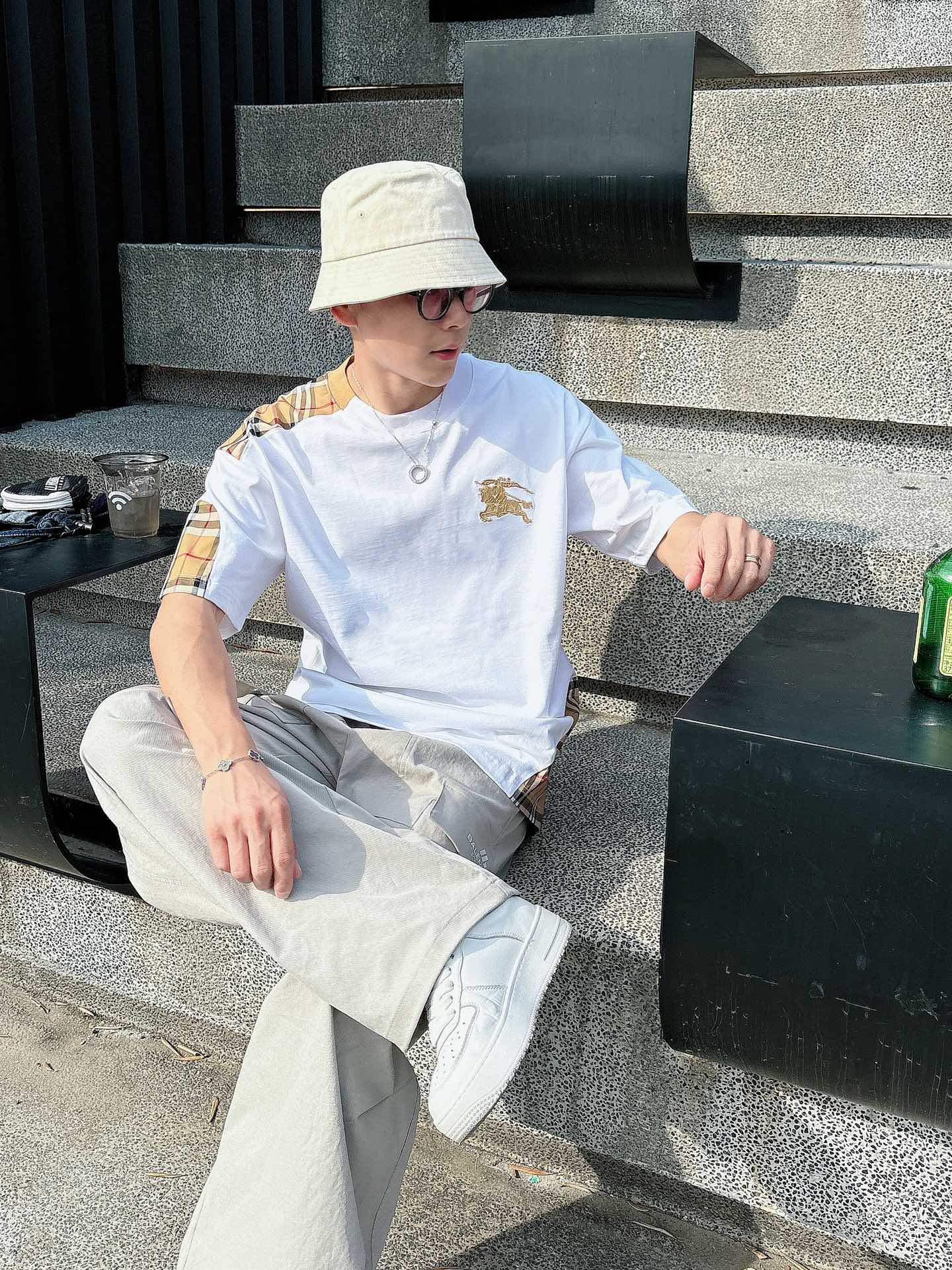 LuxluxHouse Best Quality Clothes Burberry T-shirt