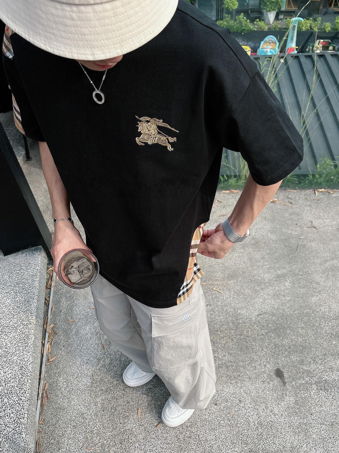 LuxluxHouse Best Quality Clothes Burberry T-shirt