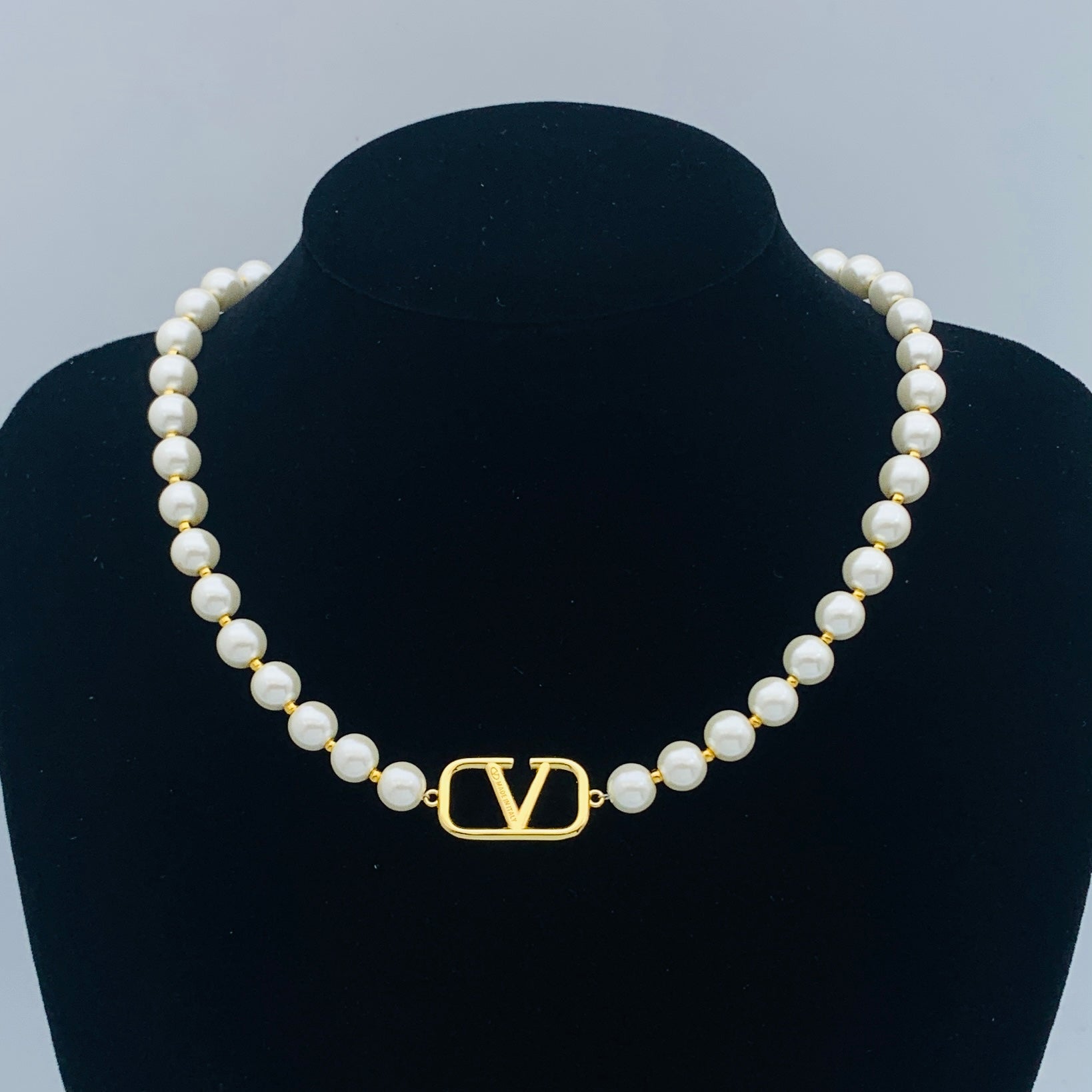 LuxluxHouse Low Price And High Quality Accessories Valentino