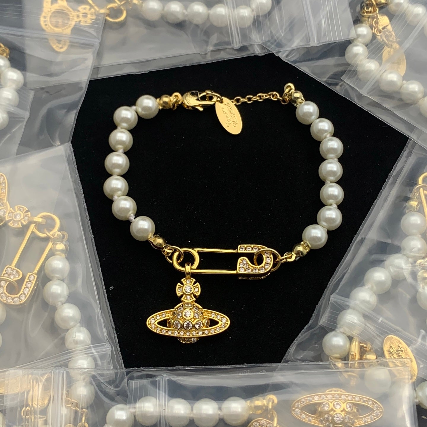 LuxluxHouse Low Price And High Quality Accessories Vivienne Westwood