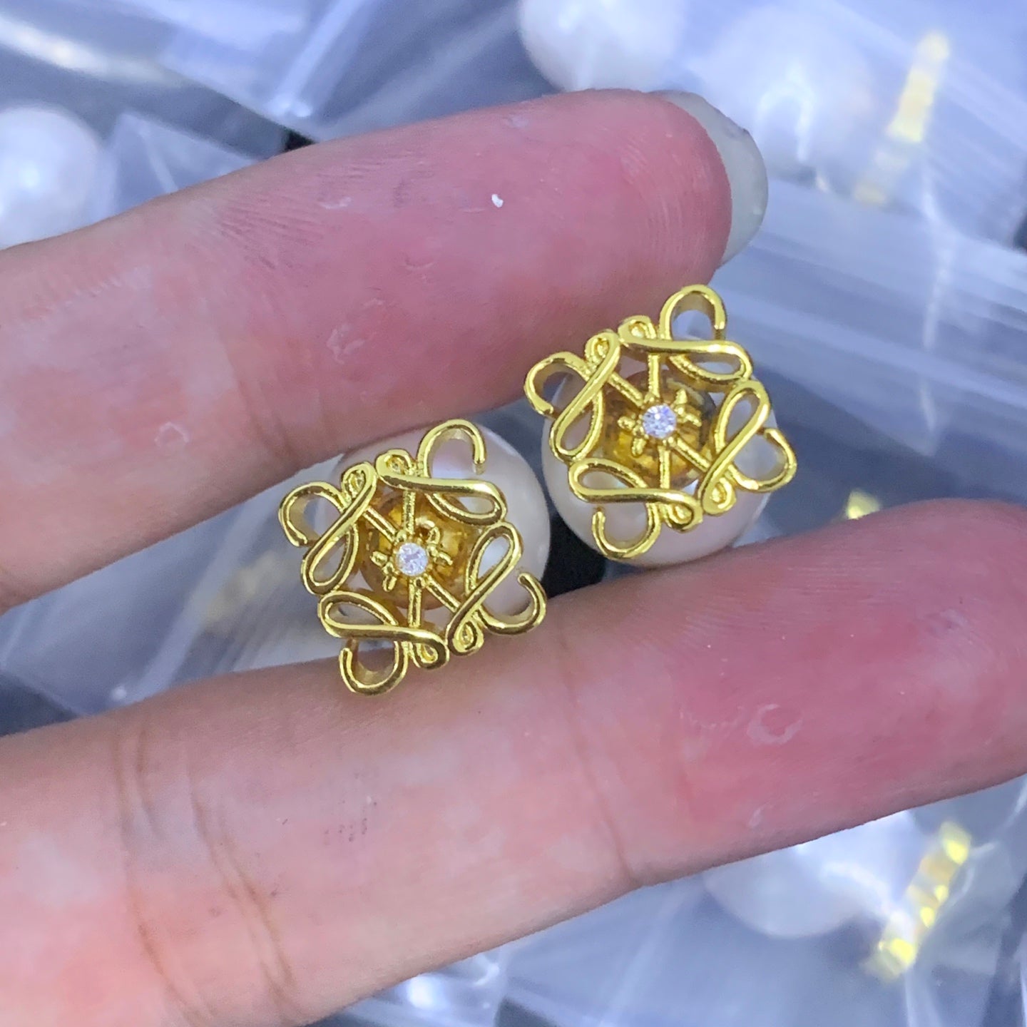 LuxluxHouse Low Price And High Quality Accessories Loewe