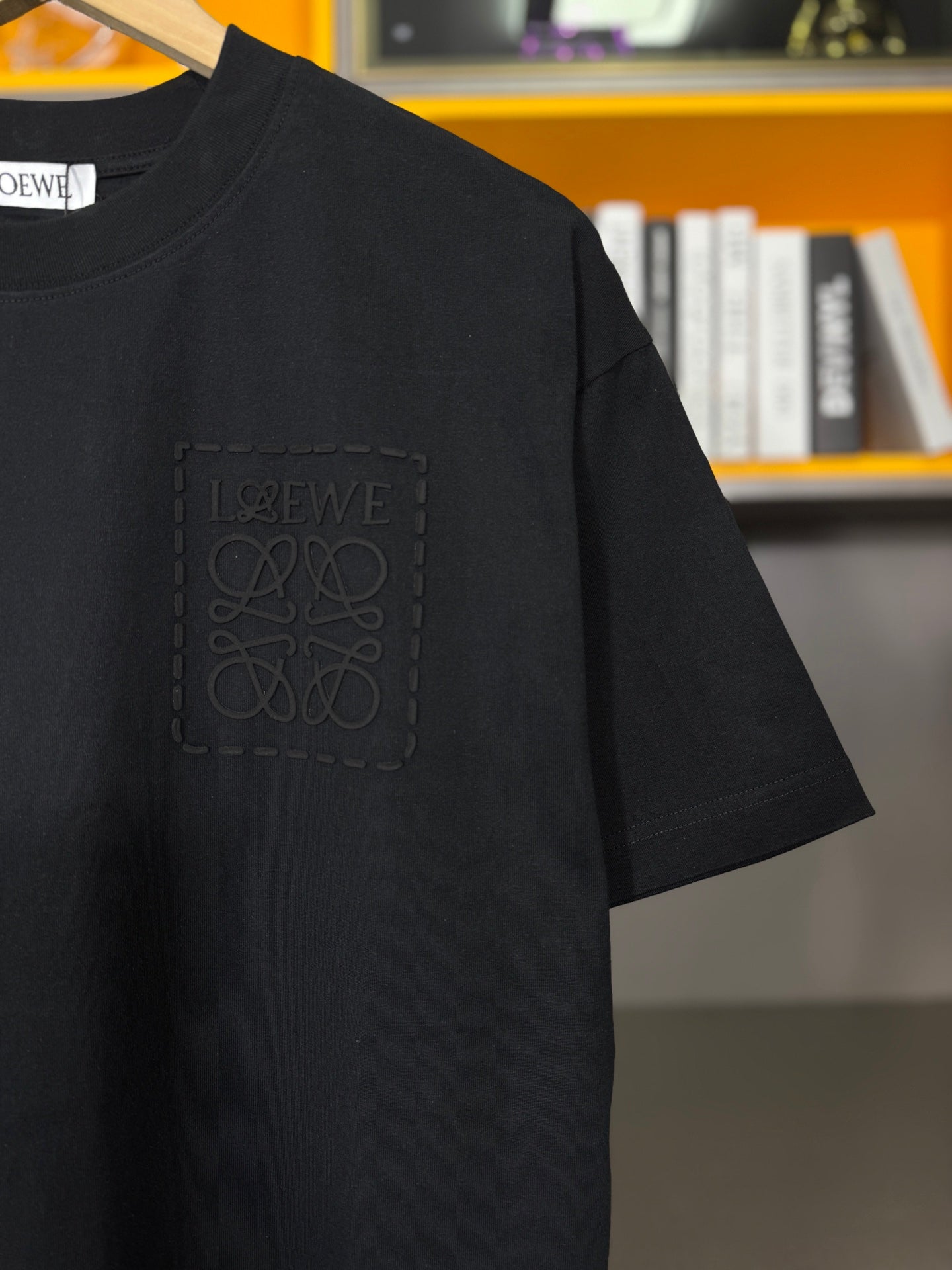 LuxluxHouse Best Quality Clothes T-shirt Loewe