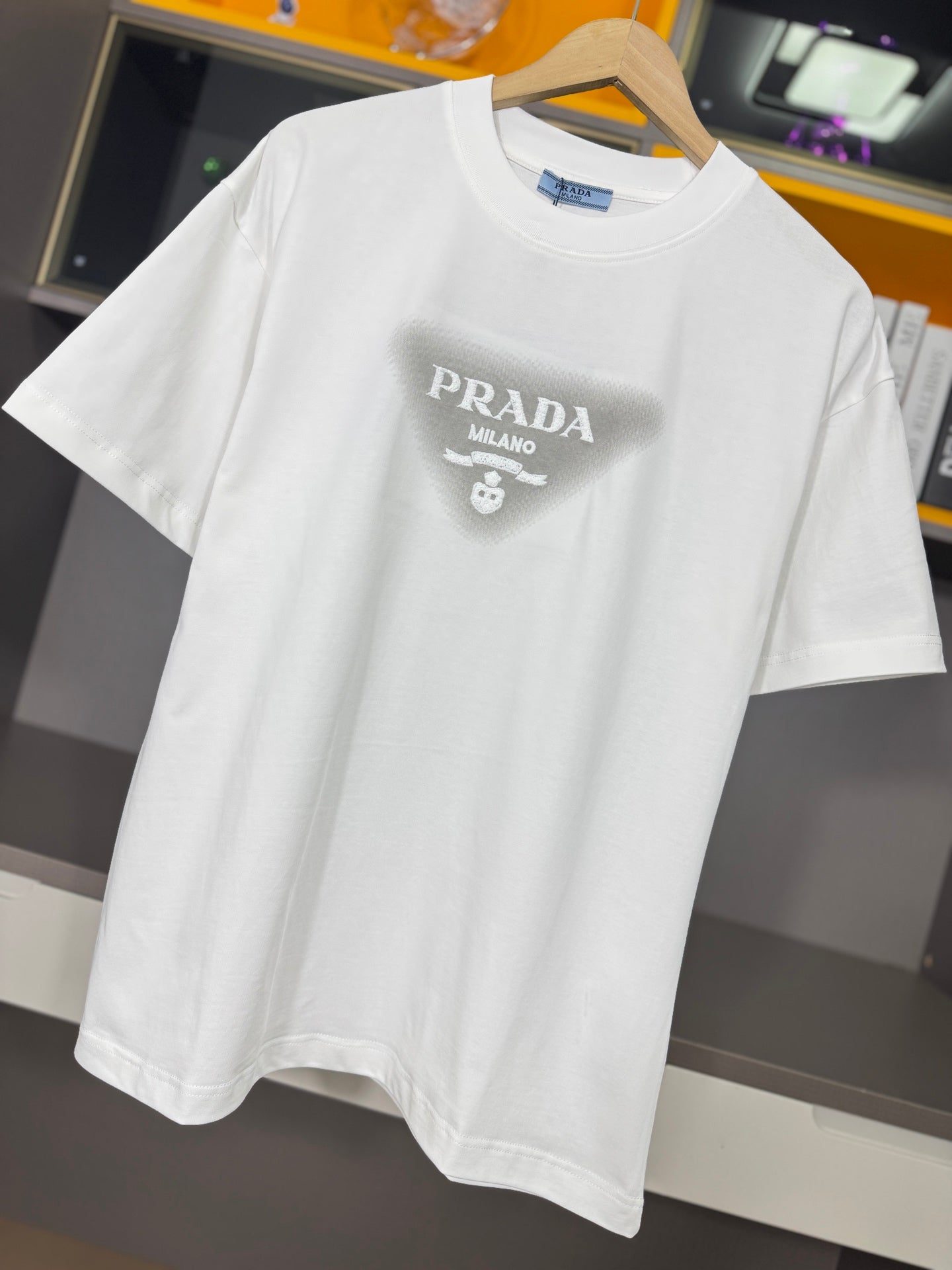 LuxluxHouse Best Quality Clothes T-shirt Prada