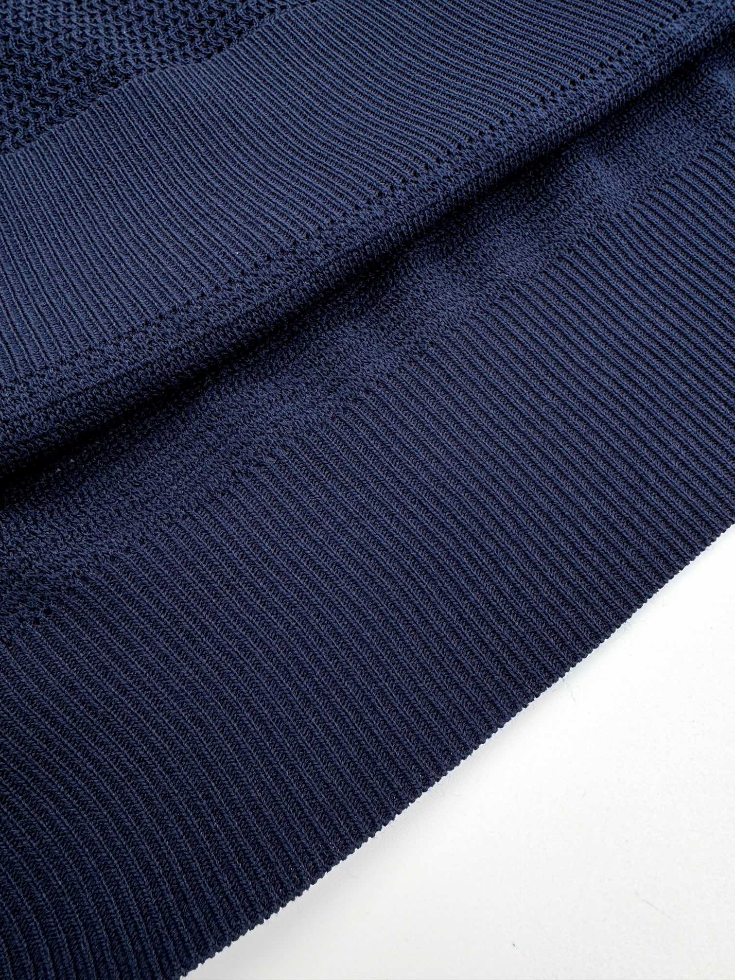 LuxluxHouse Best Quality Clothes T-shirt Prada