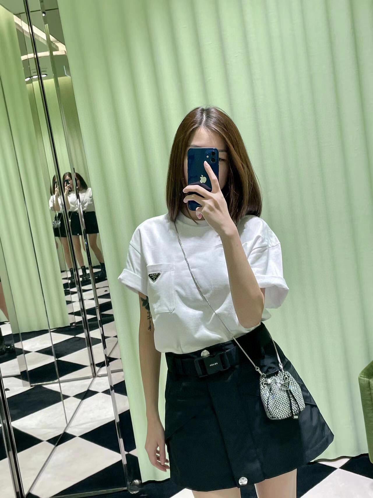 LuxluxHouse Best Quality Clothes T-shirt Prada