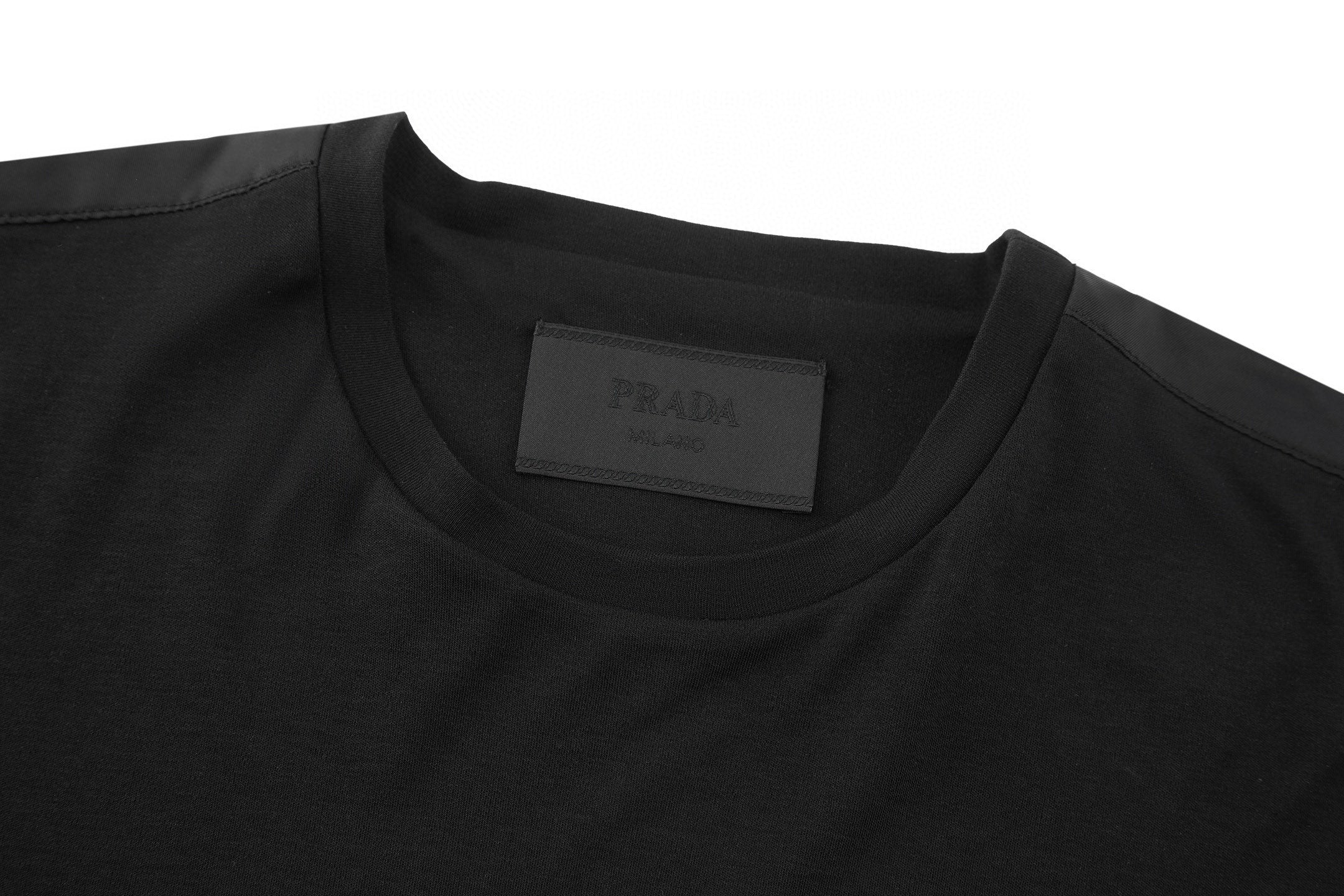 LuxluxHouse Best Quality Clothes T-shirt Prada