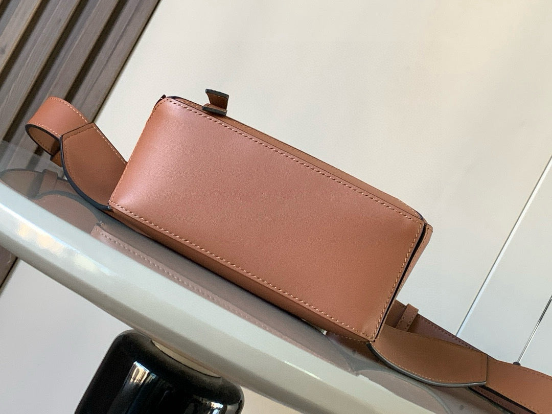 LuxluxHouse Best Quality Bags Loewe