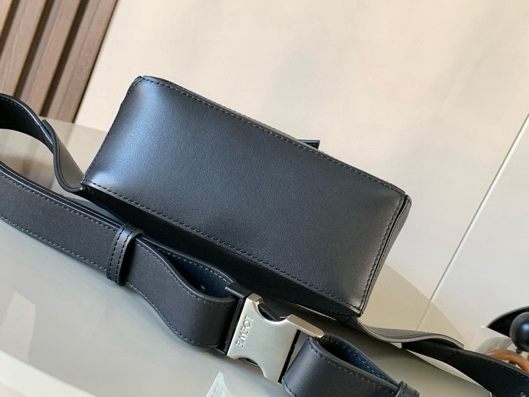 LuxluxHouse Best Quality Bags Loewe
