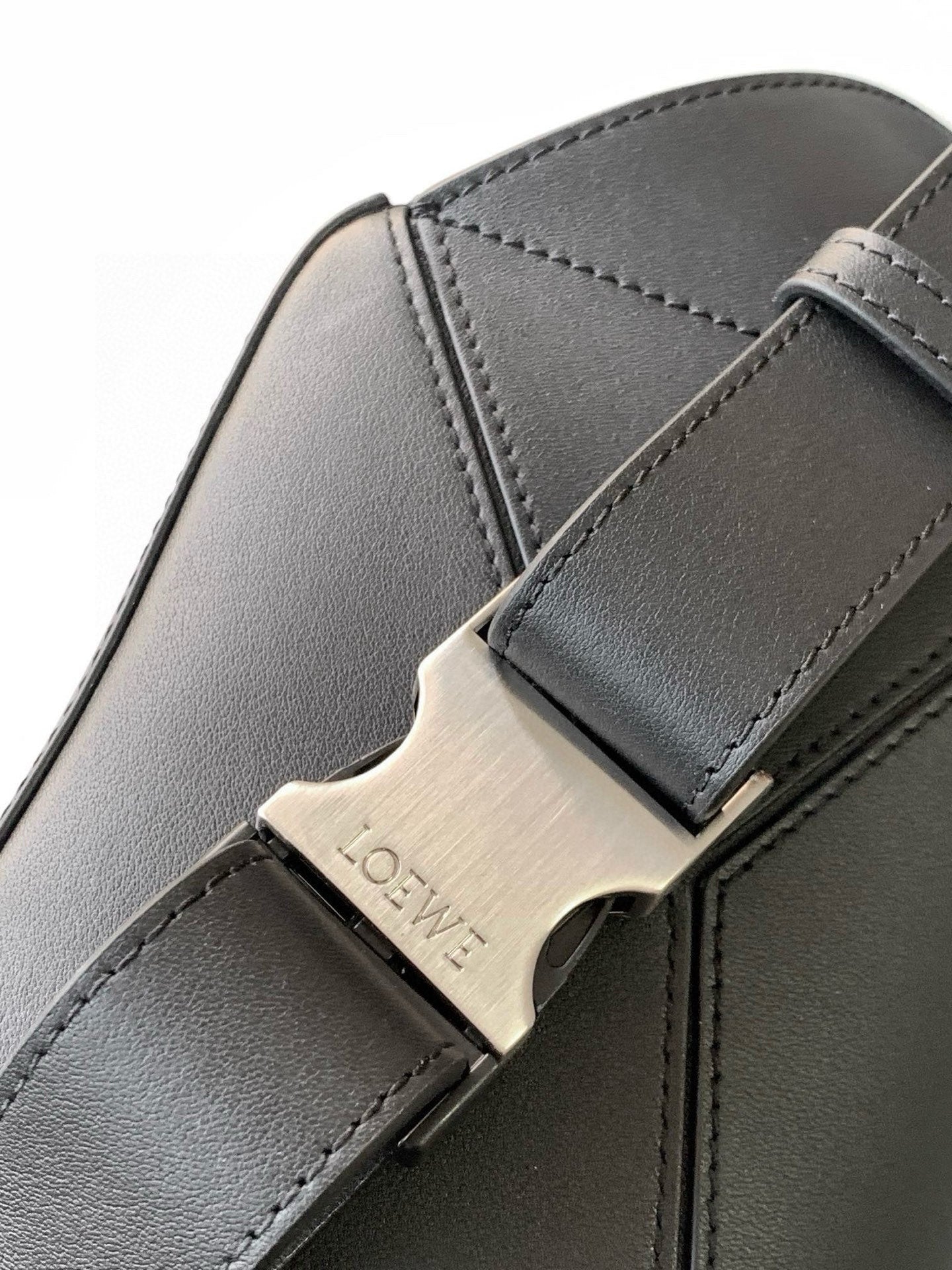 LuxluxHouse Best Quality Bags Loewe