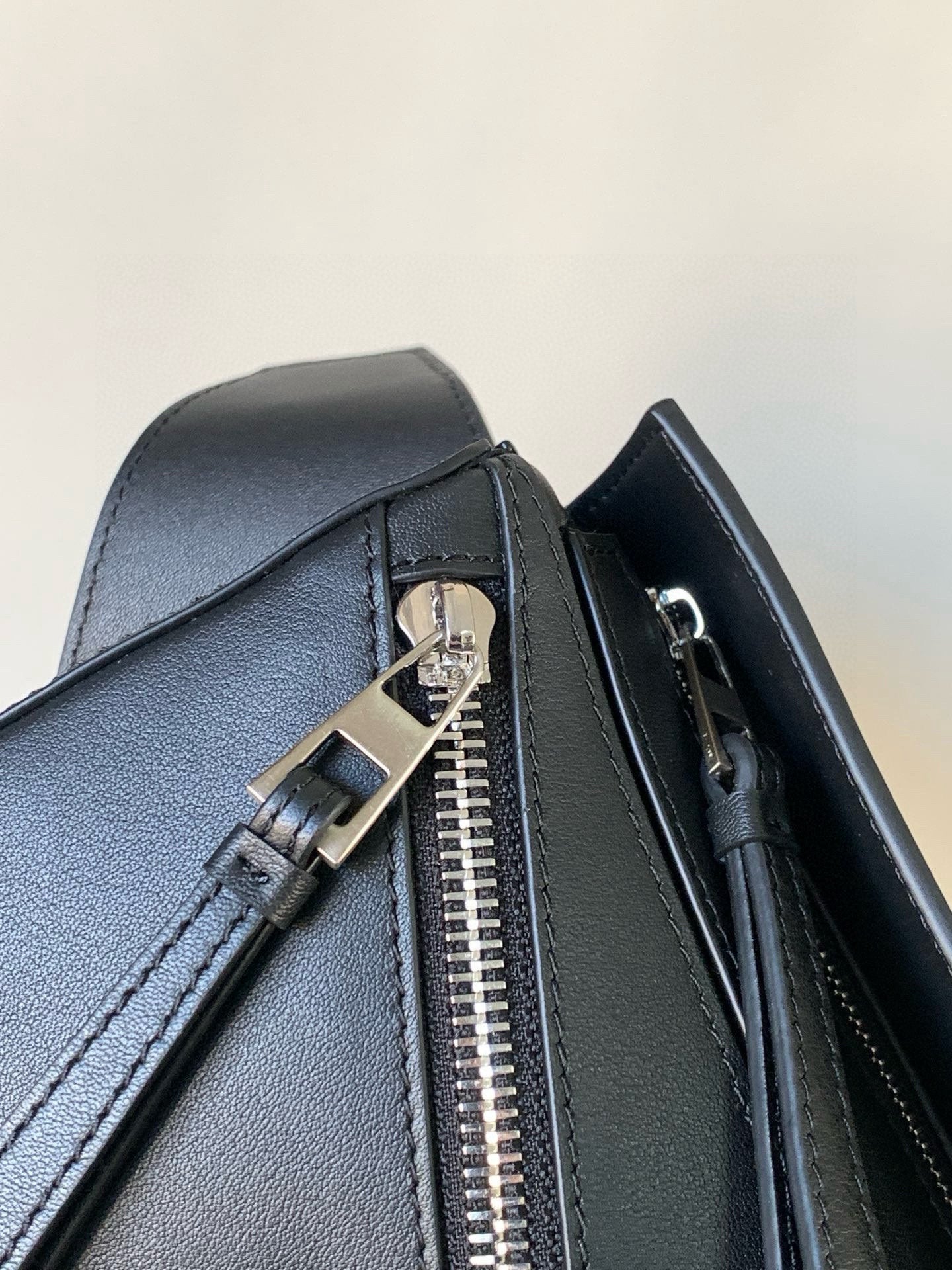 LuxluxHouse Best Quality Bags Loewe