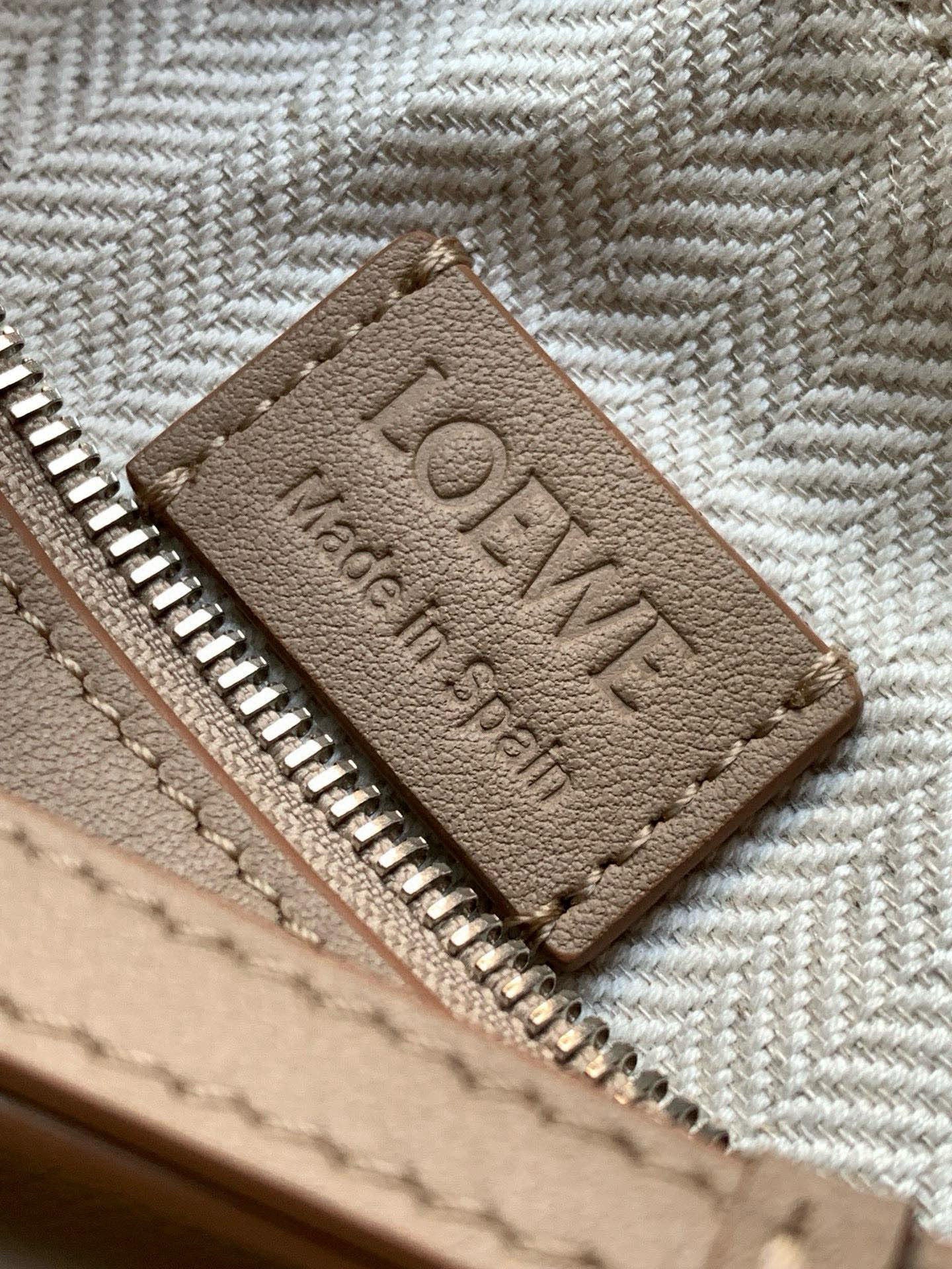 LuxluxHouse Best Quality Bags Loewe