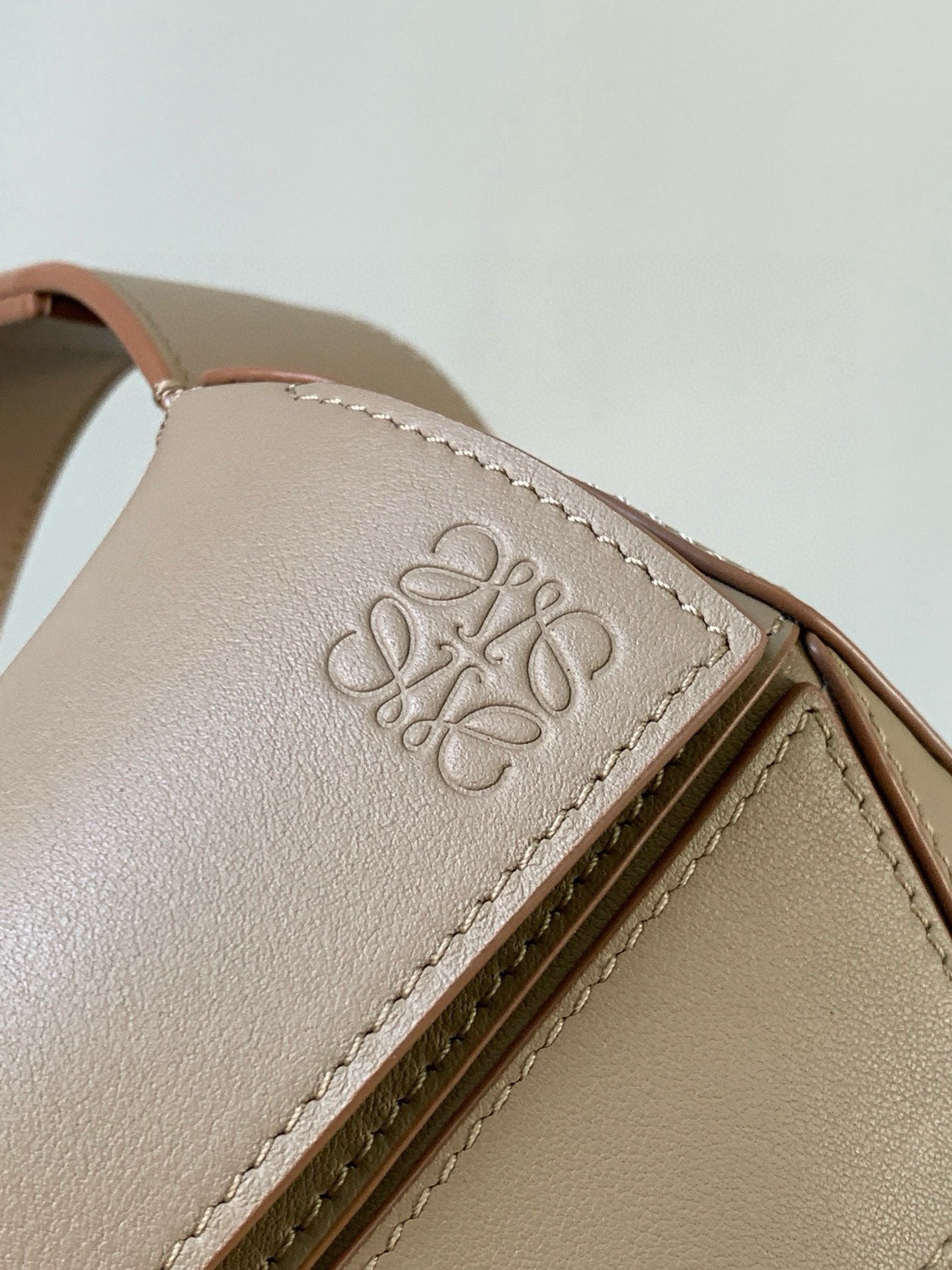 LuxluxHouse Best Quality Bags Loewe