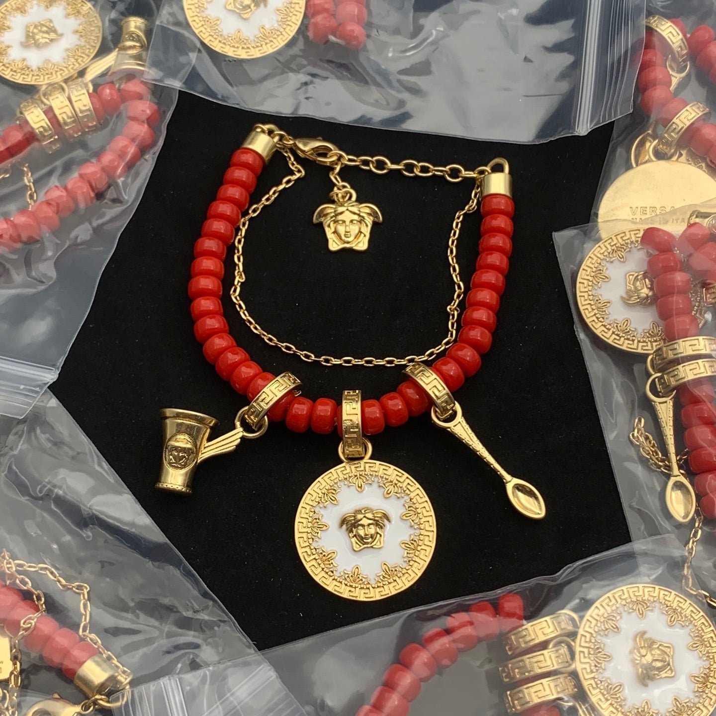 LuxluxHouse Low Price And High Quality Accessories Versace