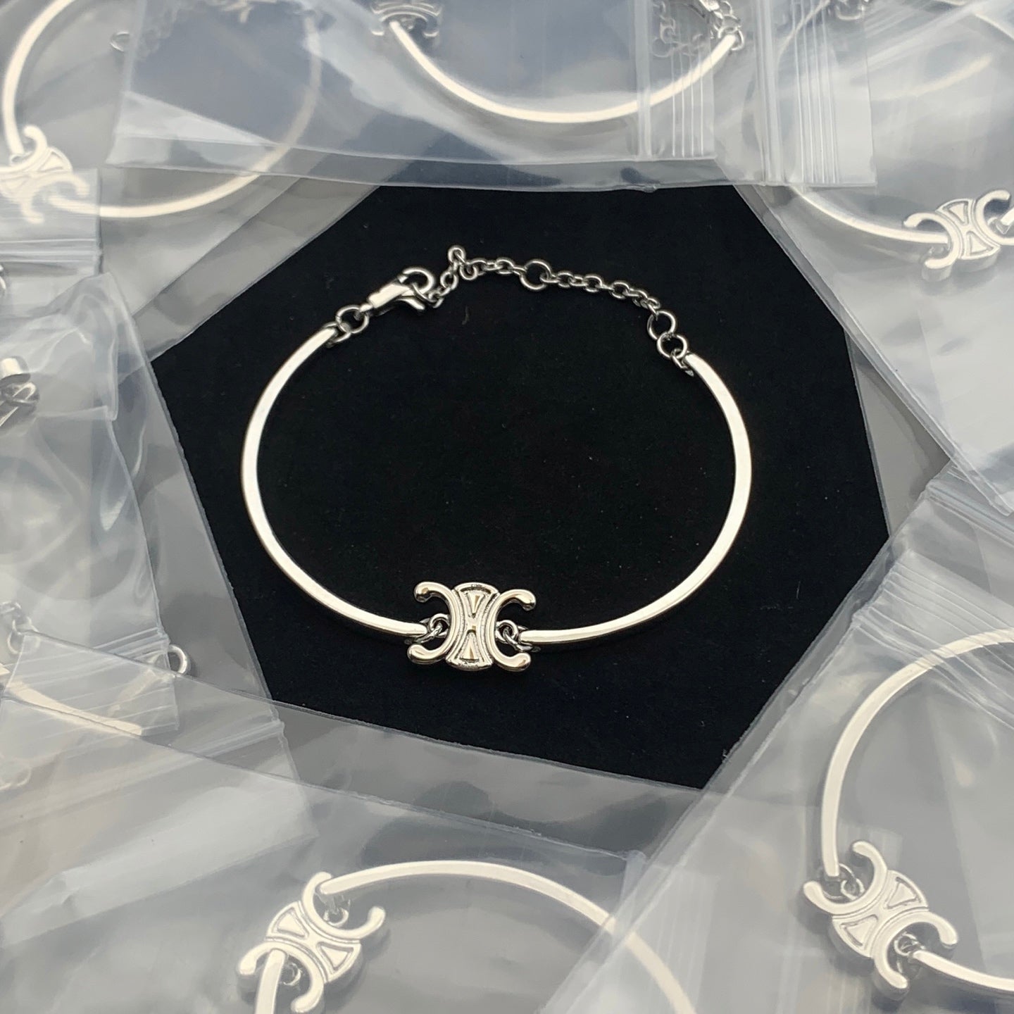 LuxluxHouse Low Price And High Quality Accessories Celine