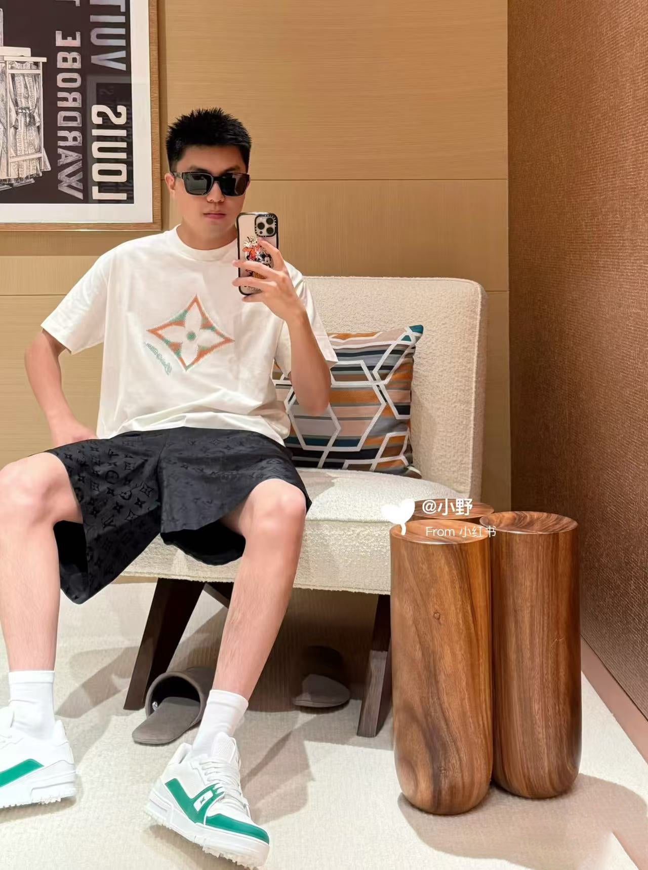 LuxluxHouse Best Quality Clothes T-shirt Louis Vuitton