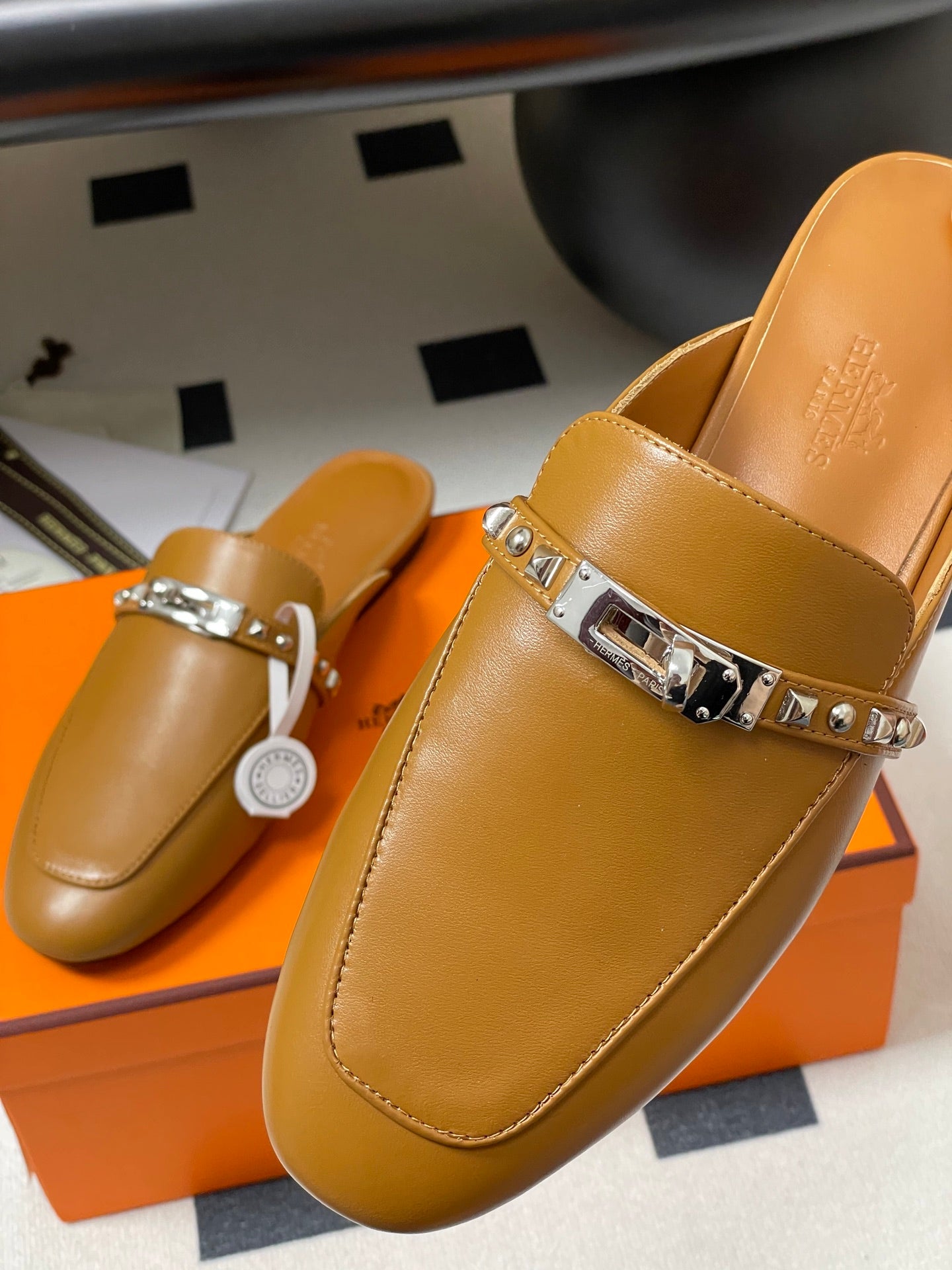 LuxluxHouse Best Quality Women Shoes Hermes