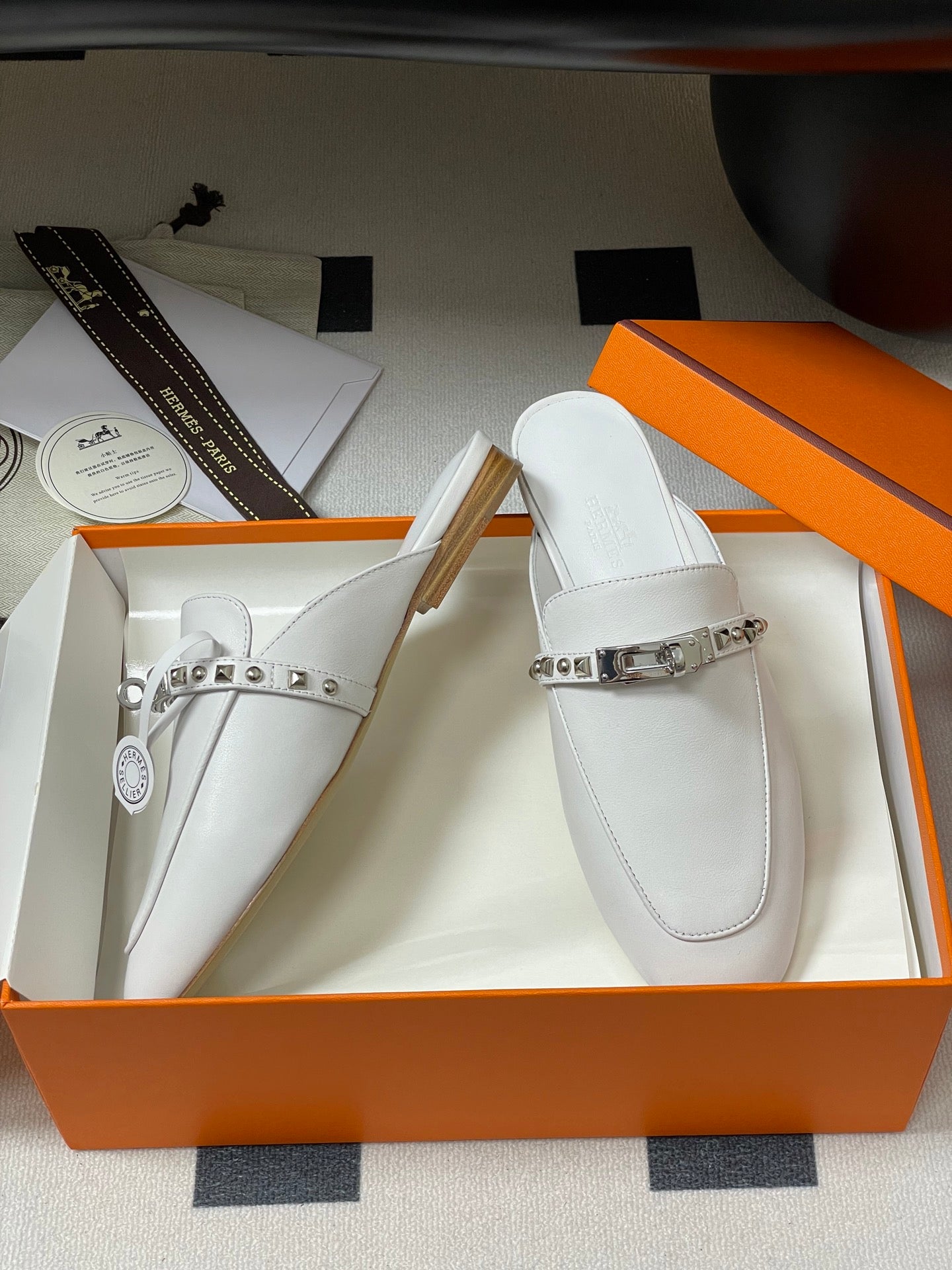 LuxluxHouse Best Quality Women Shoes Hermes