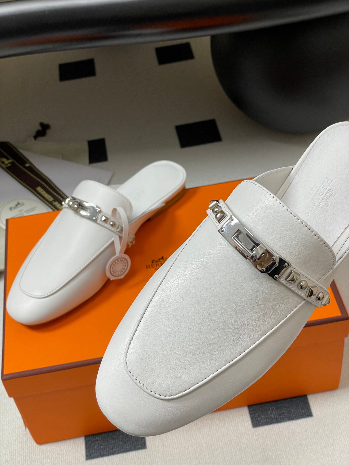 LuxluxHouse Best Quality Women Shoes Hermes
