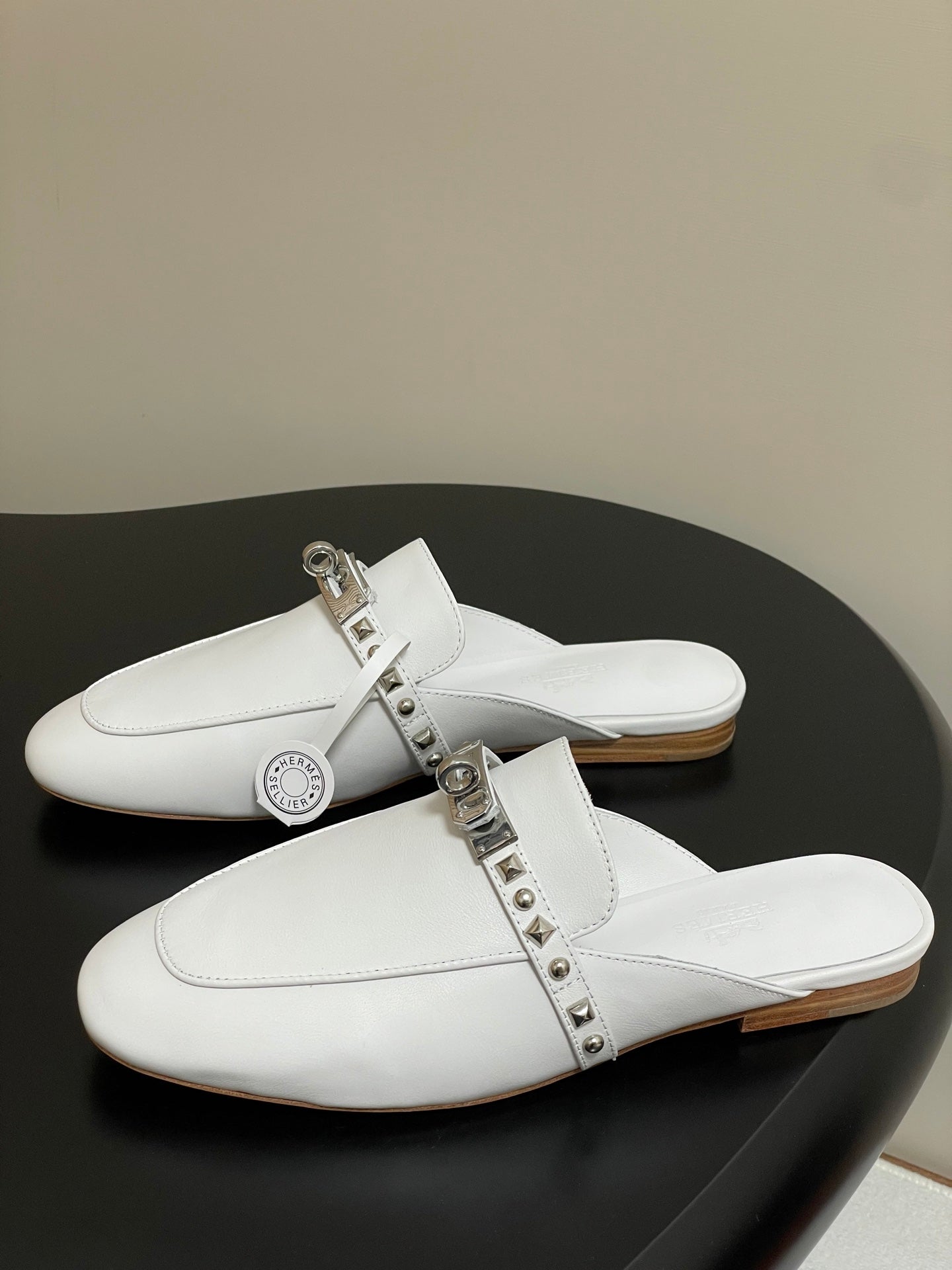 LuxluxHouse Best Quality Women Shoes Hermes