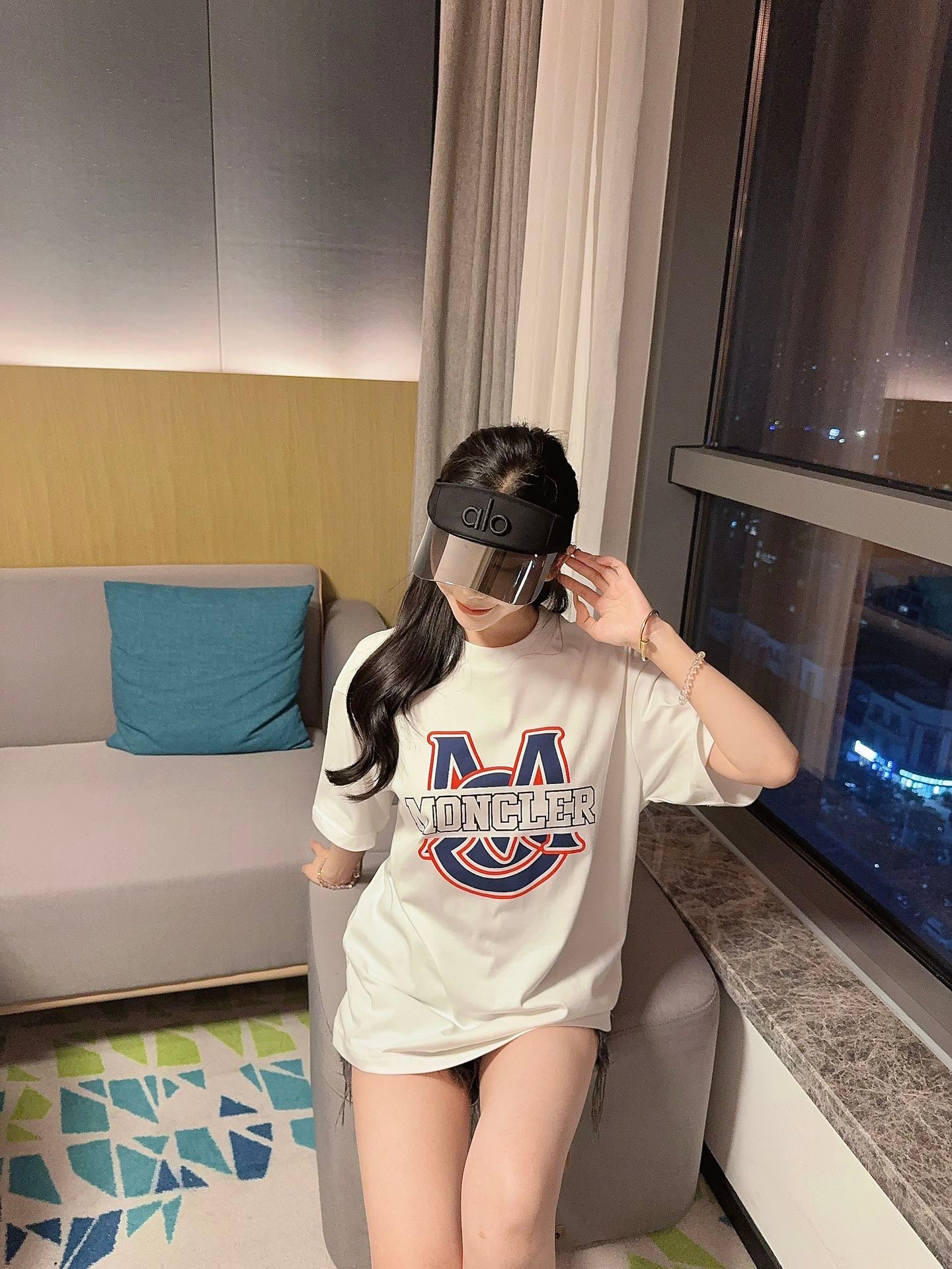 LuxluxHouse Best Quality Clothes T-shirt Moncler