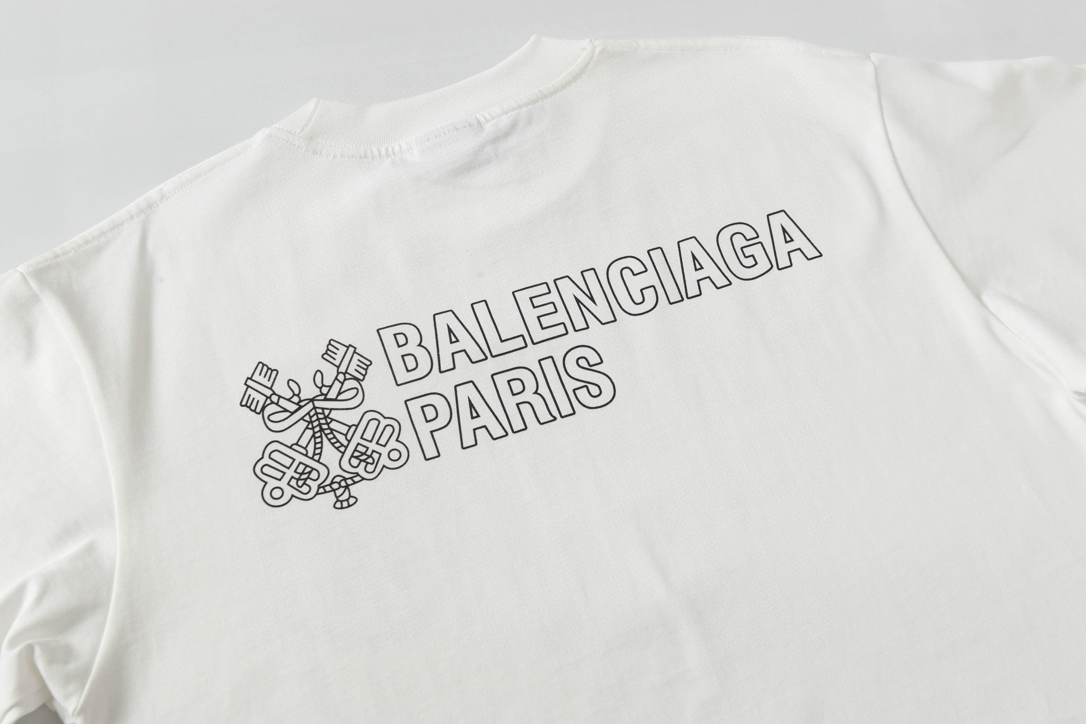 LuxluxHouse Best Quality Clothes Balenciaga T-shirt