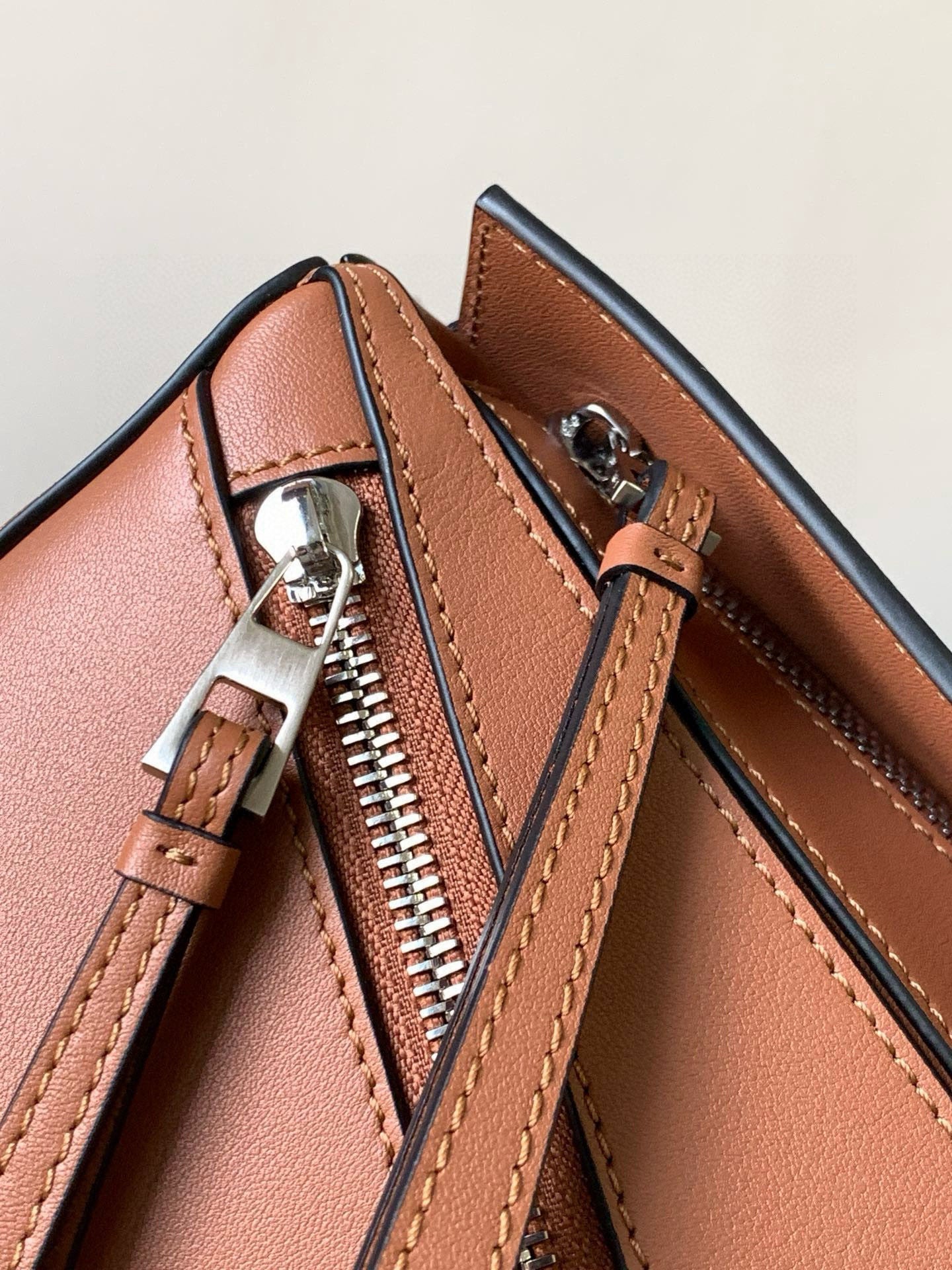 LuxluxHouse Best Quality Bags Loewe