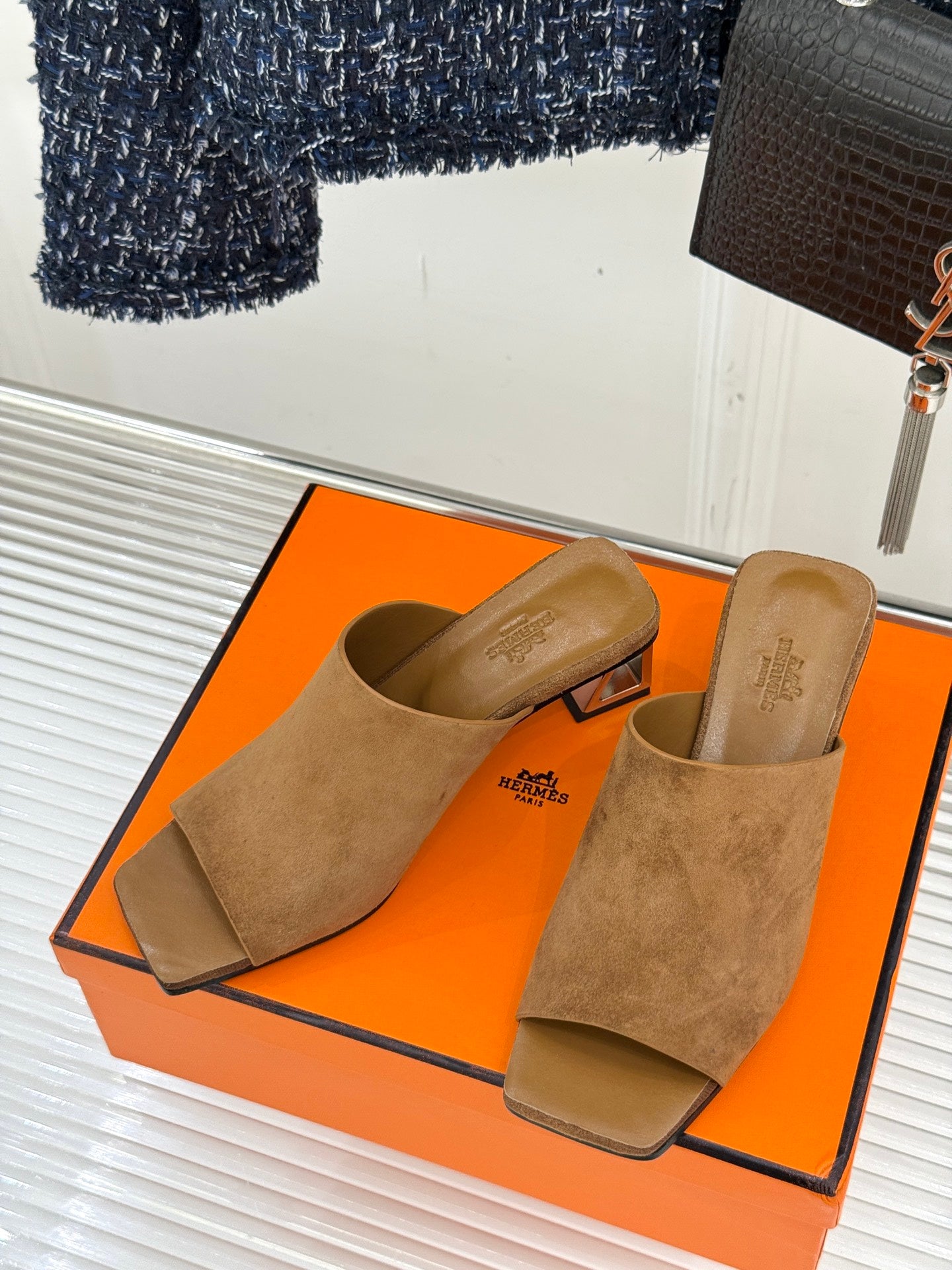 LuxluxHouse Best Quality Women Shoes Hermes