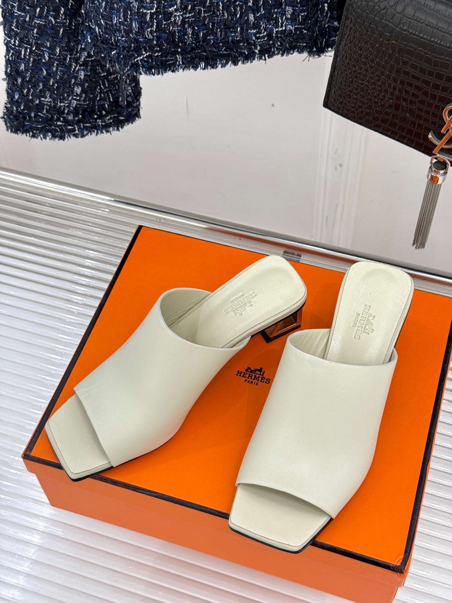 LuxluxHouse Best Quality Women Shoes Hermes