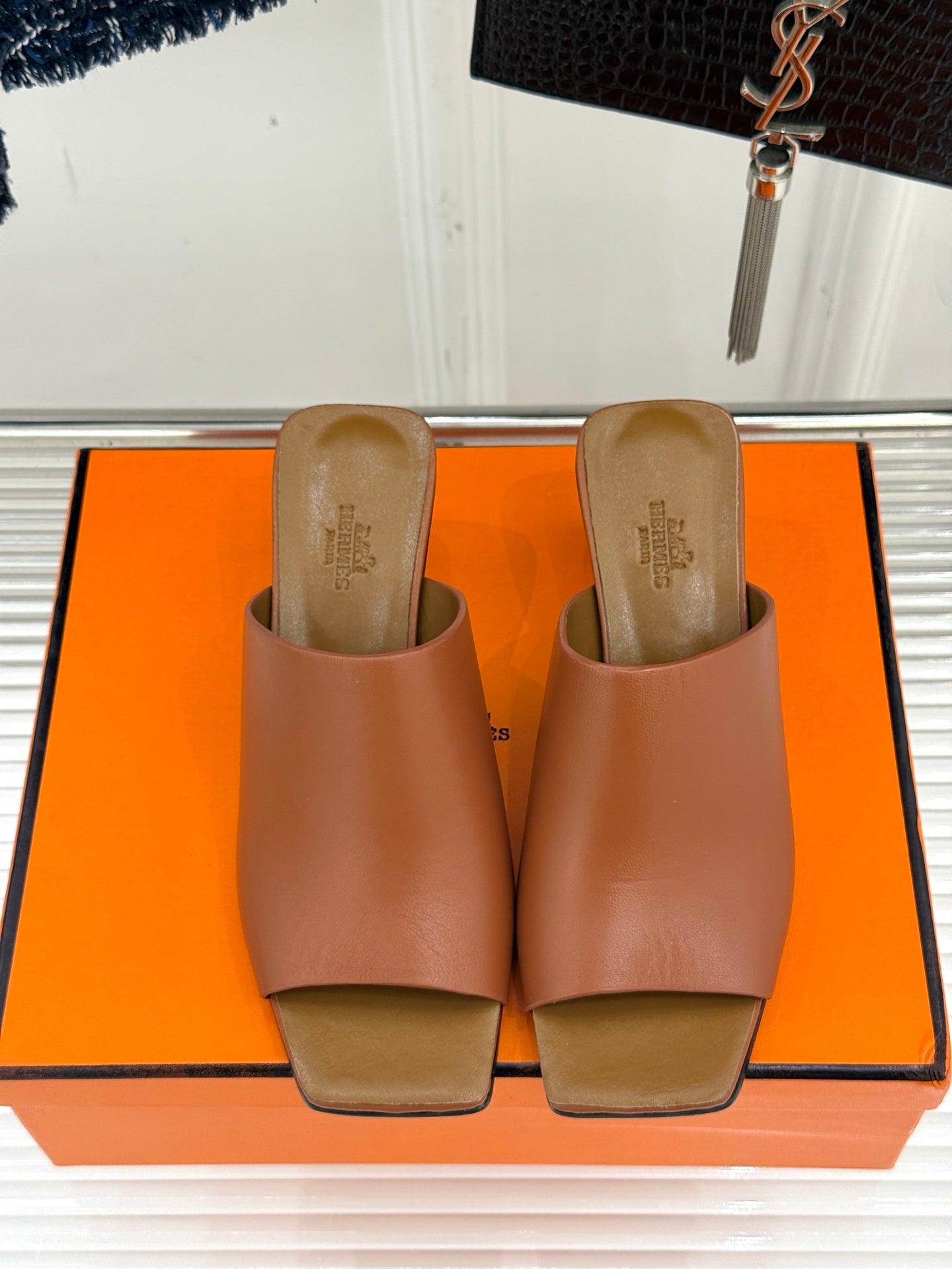 LuxluxHouse Best Quality Women Shoes Hermes